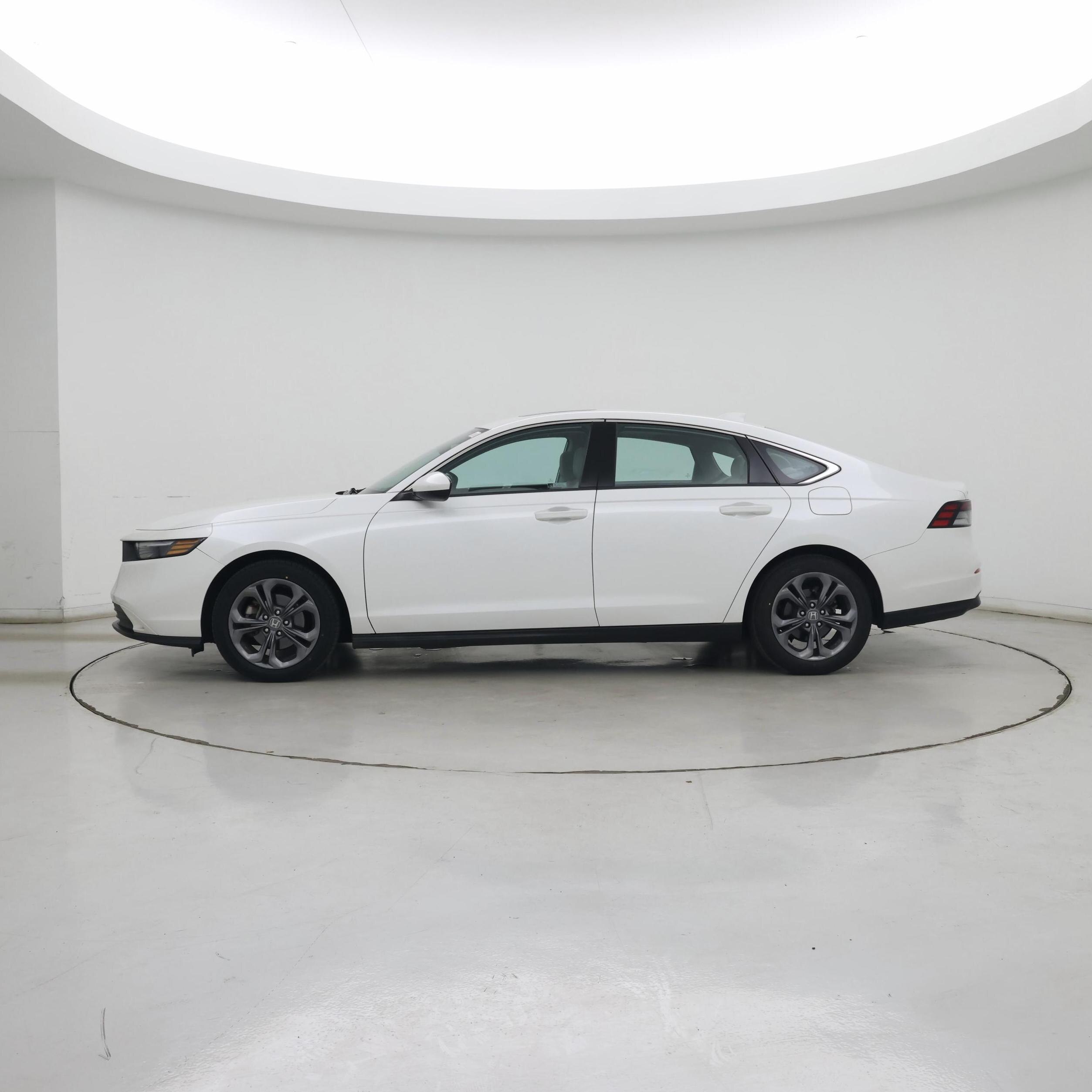 Thumbnail: 2023 Honda Accord - 3