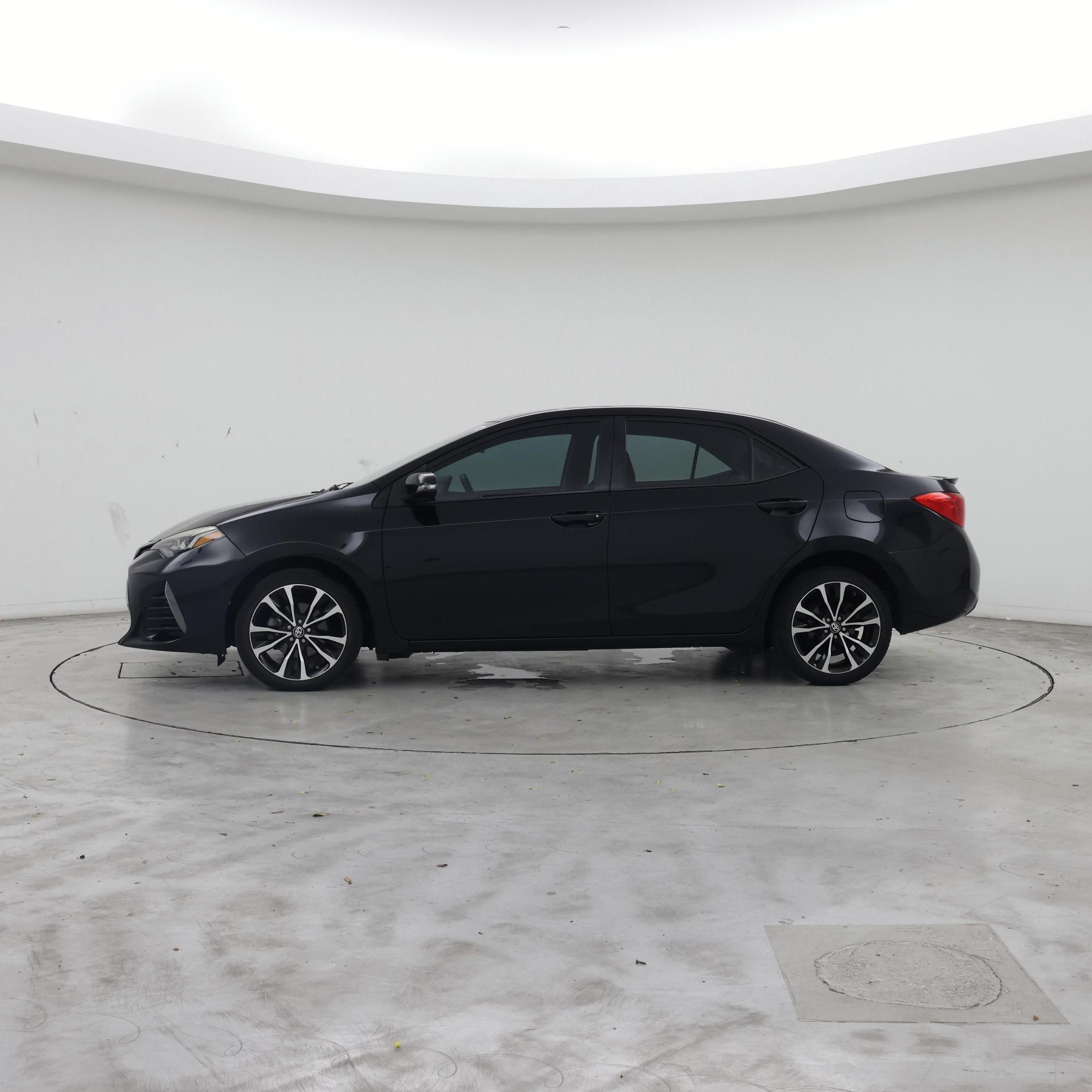 Thumbnail: 2019 Toyota Corolla - 3