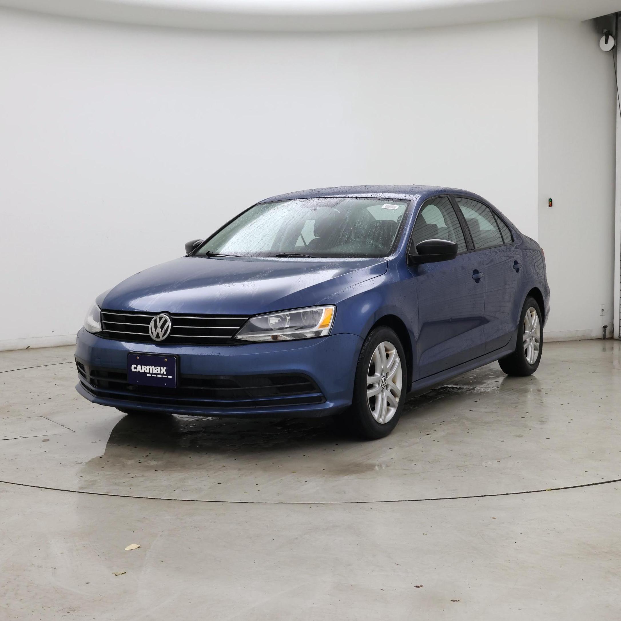 Thumbnail: 2015 Volkswagen Jetta - 4