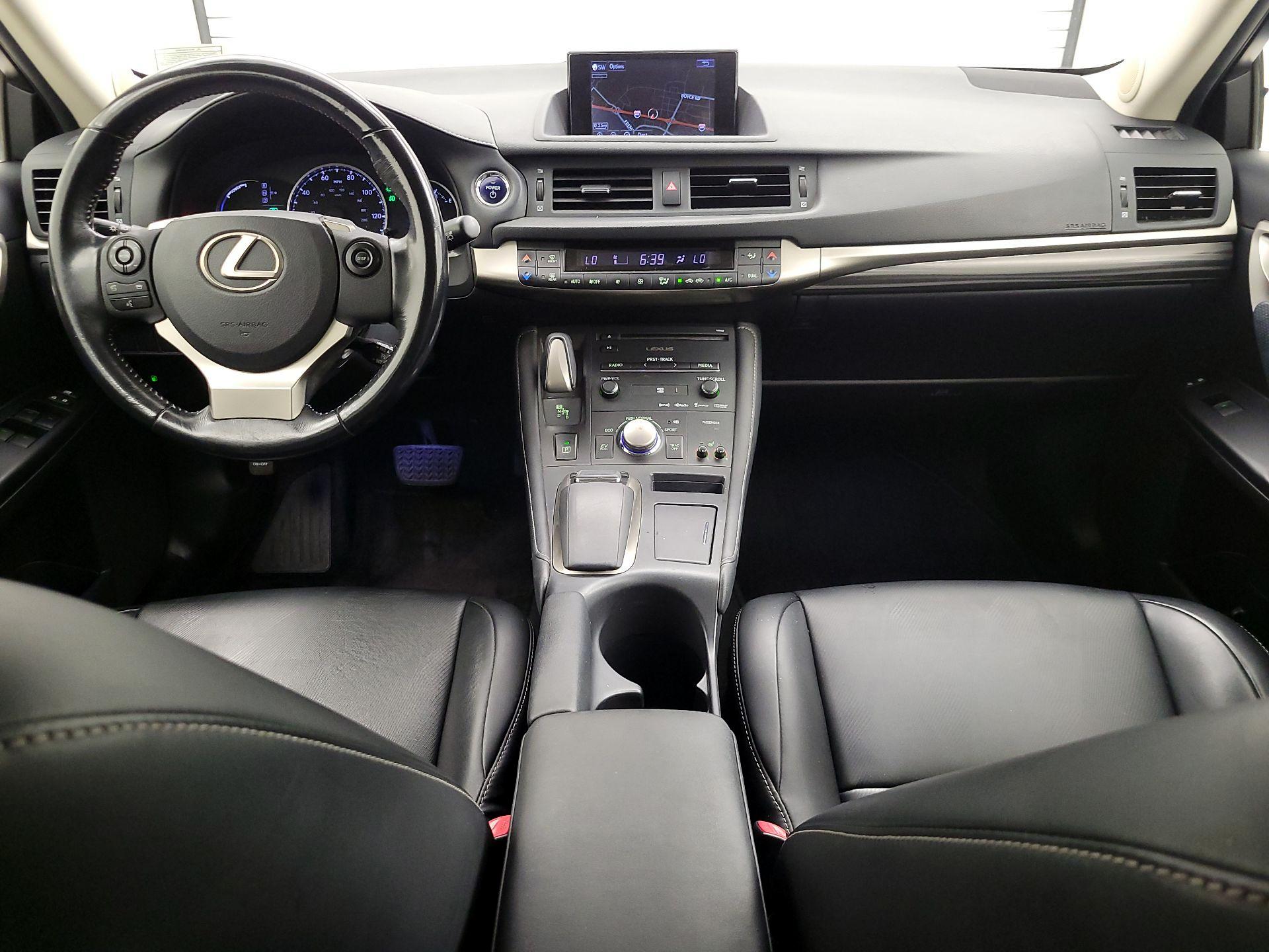 Thumbnail: 2015 Lexus CT - 9