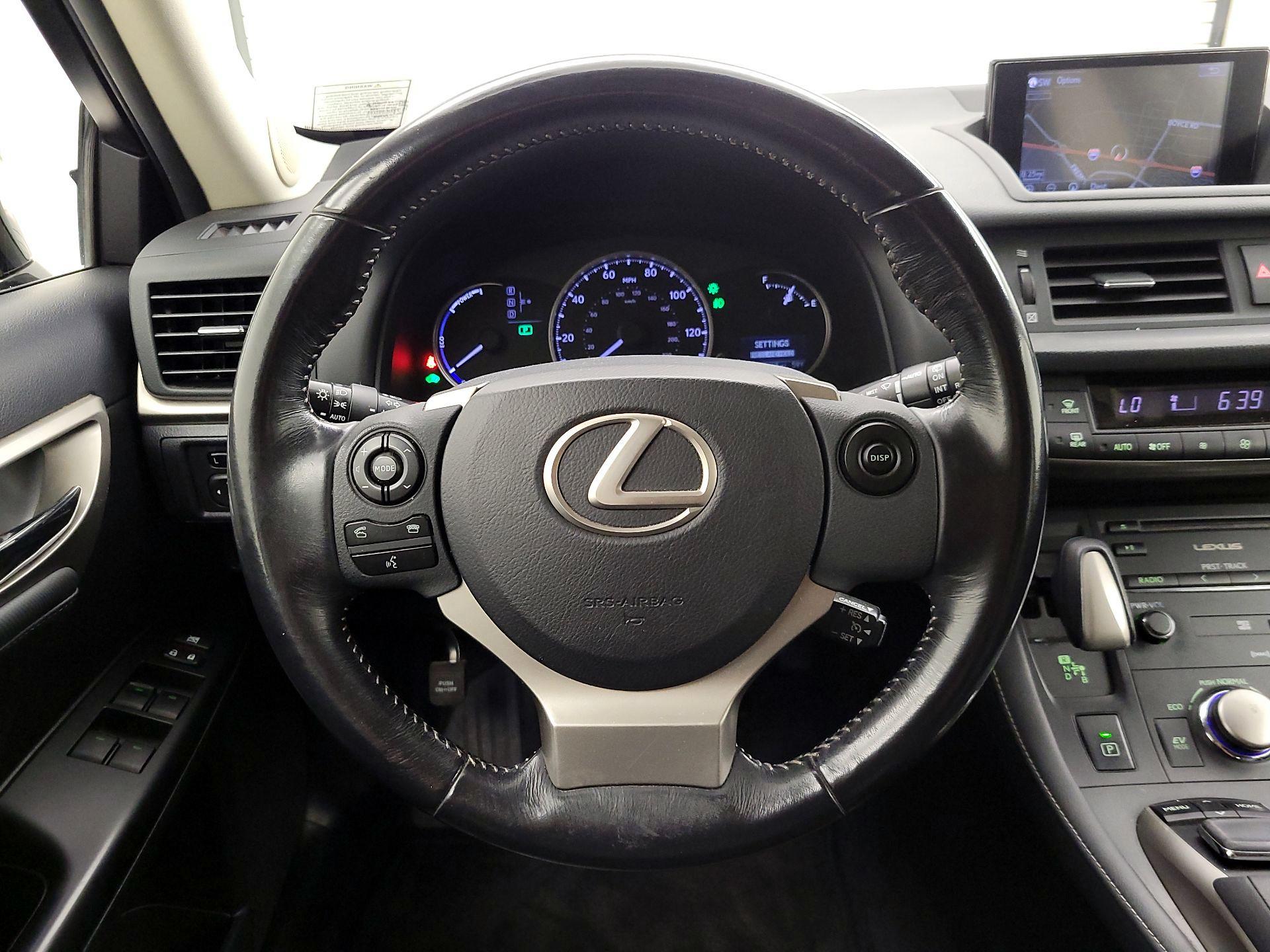 Thumbnail: 2015 Lexus CT - 10