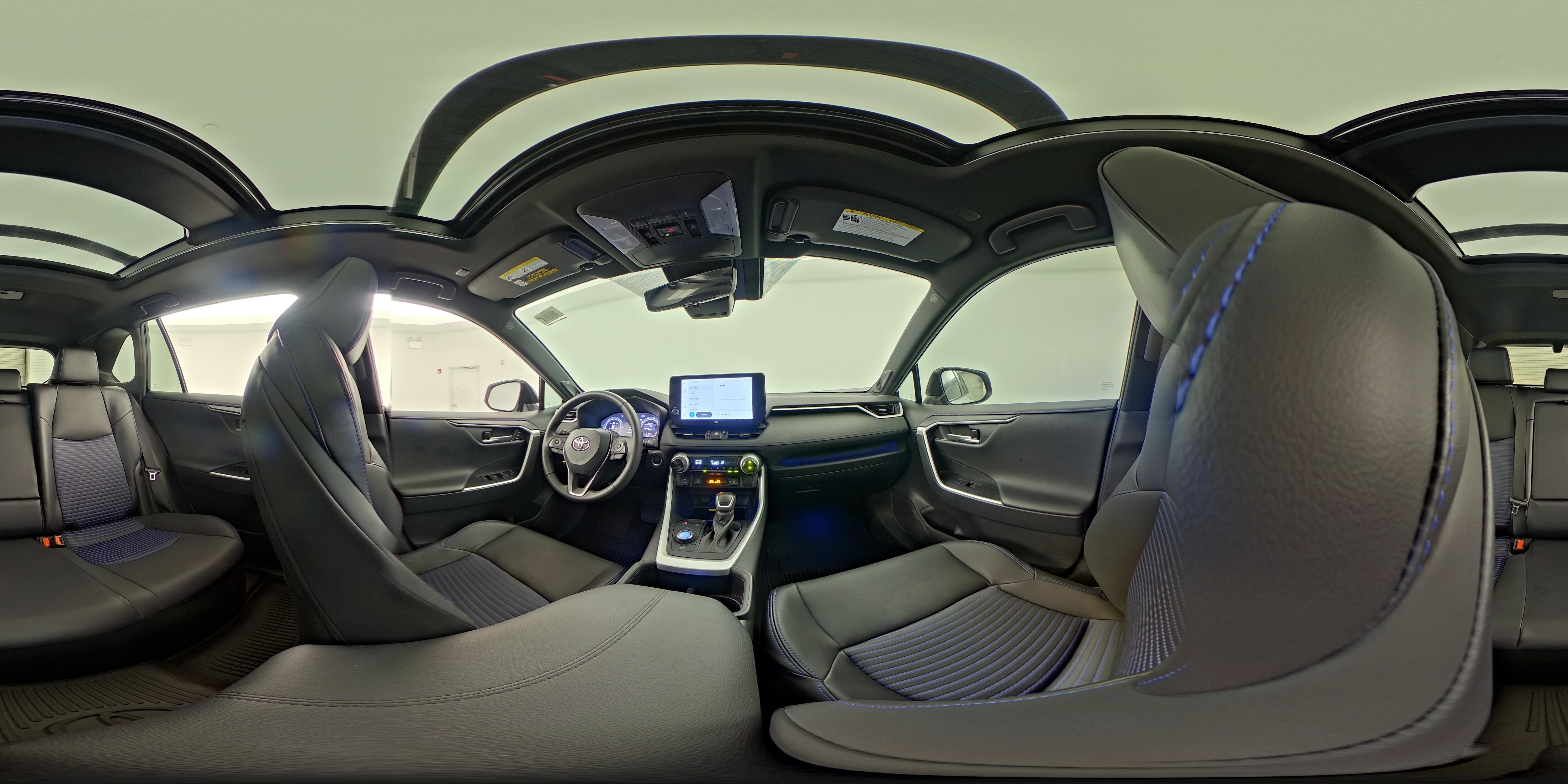 2024 Toyota RAV4 XSE - Photo 24