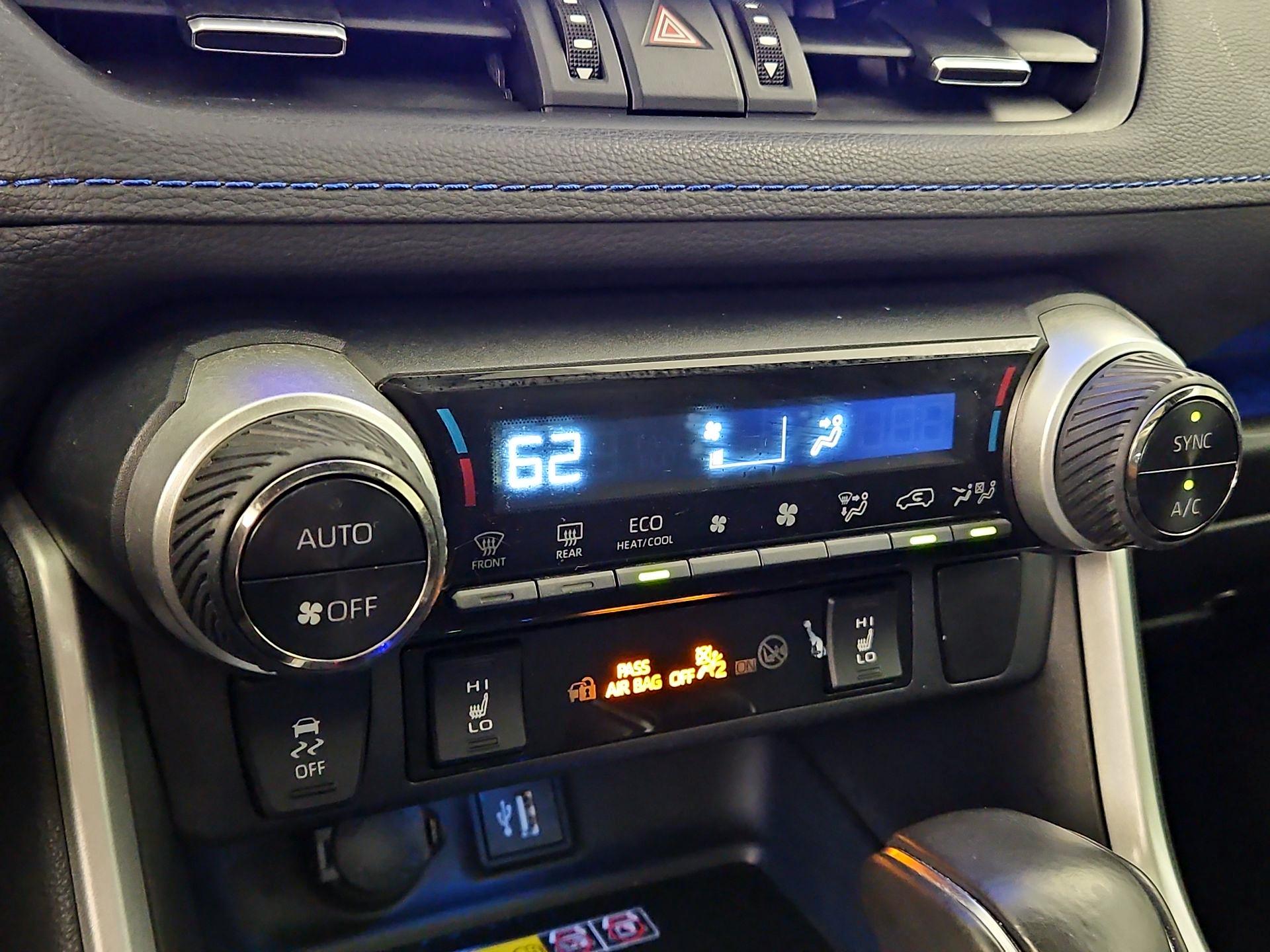 Thumbnail: 2024 Toyota RAV4 - 14