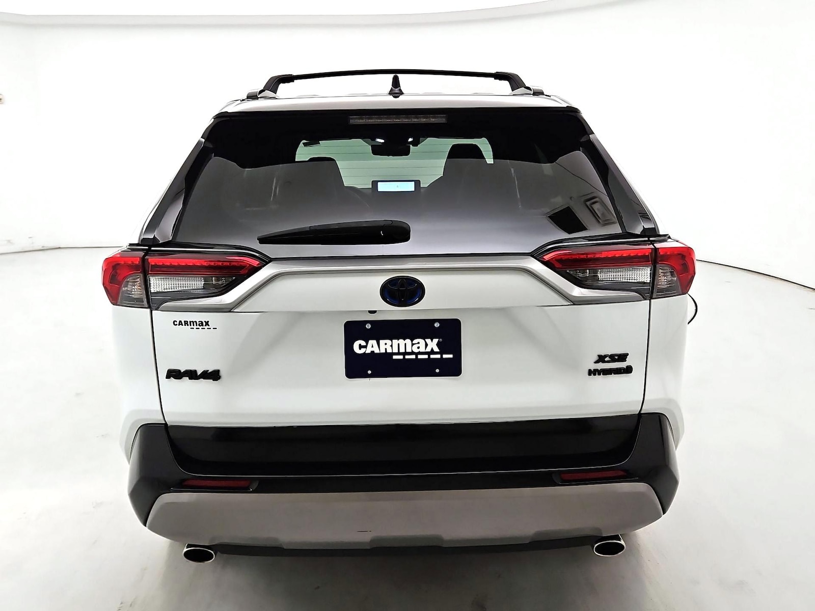 2024 Toyota RAV4 XSE - Photo 6