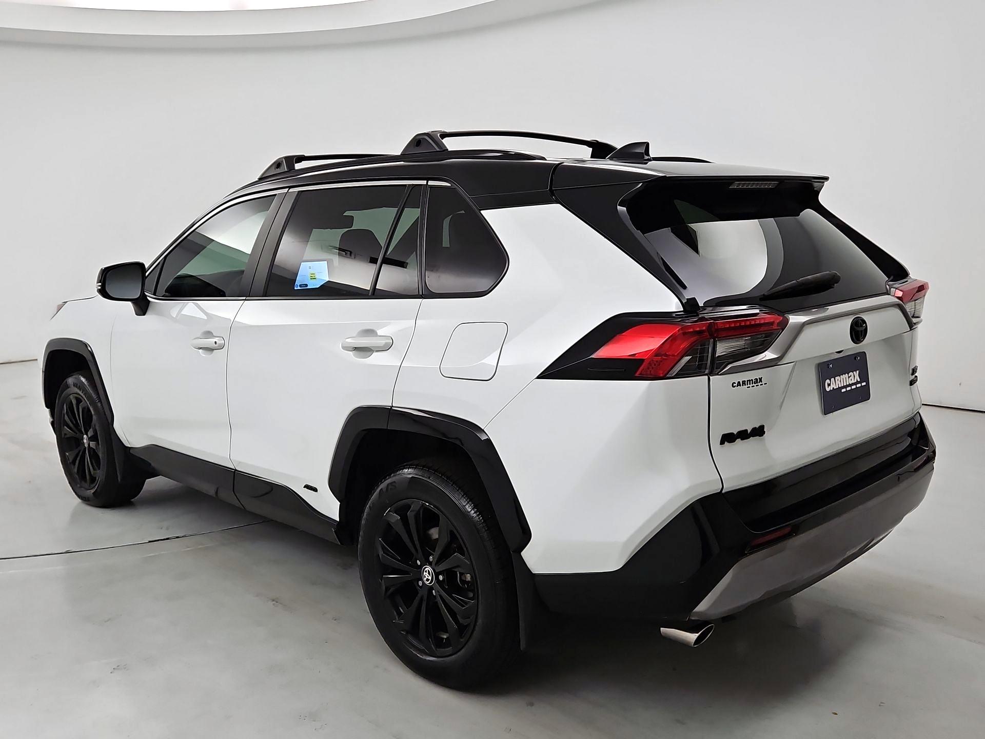 Thumbnail: 2024 Toyota RAV4 - 7