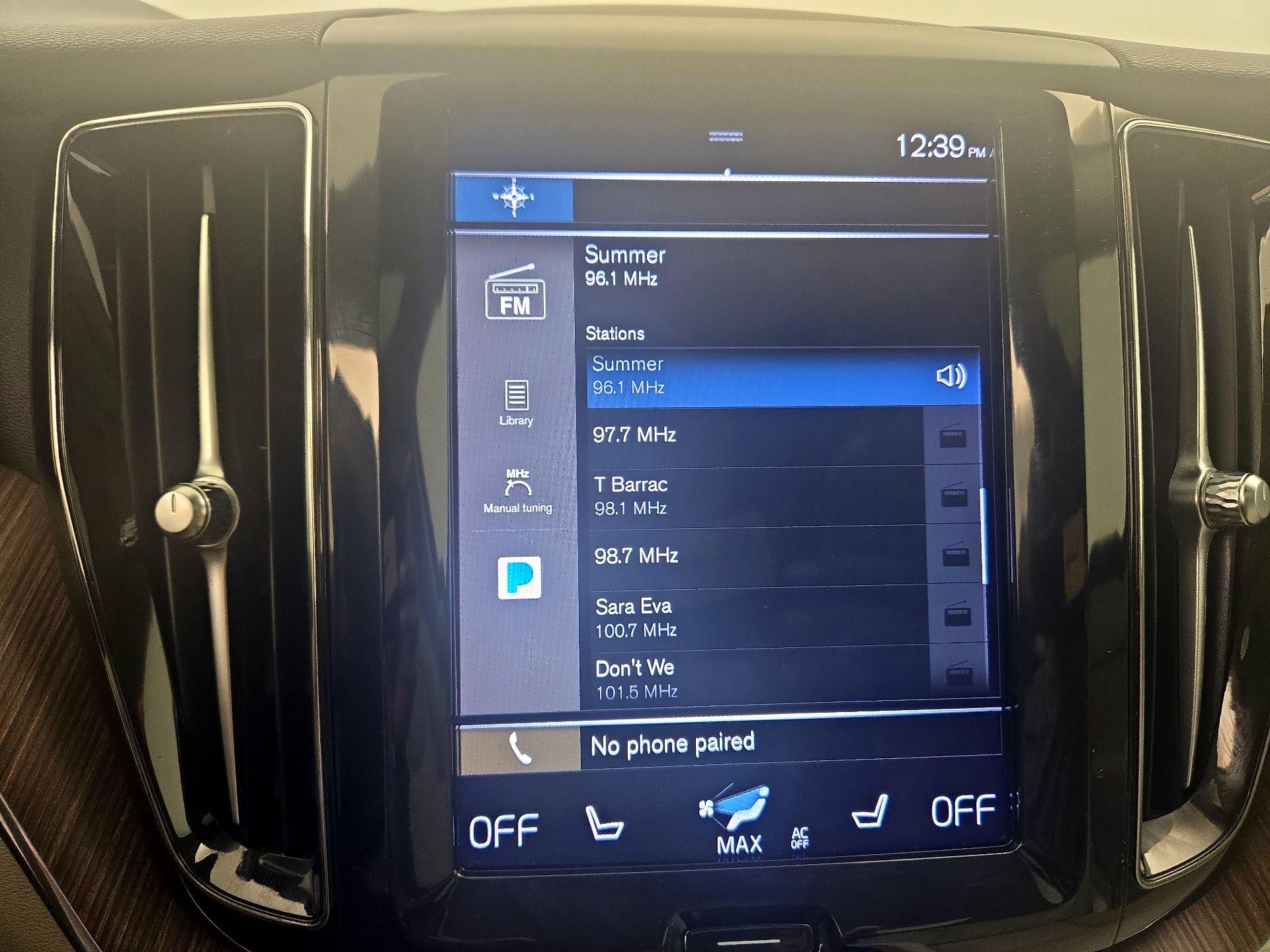 Thumbnail: 2021 Volvo XC60 - 13