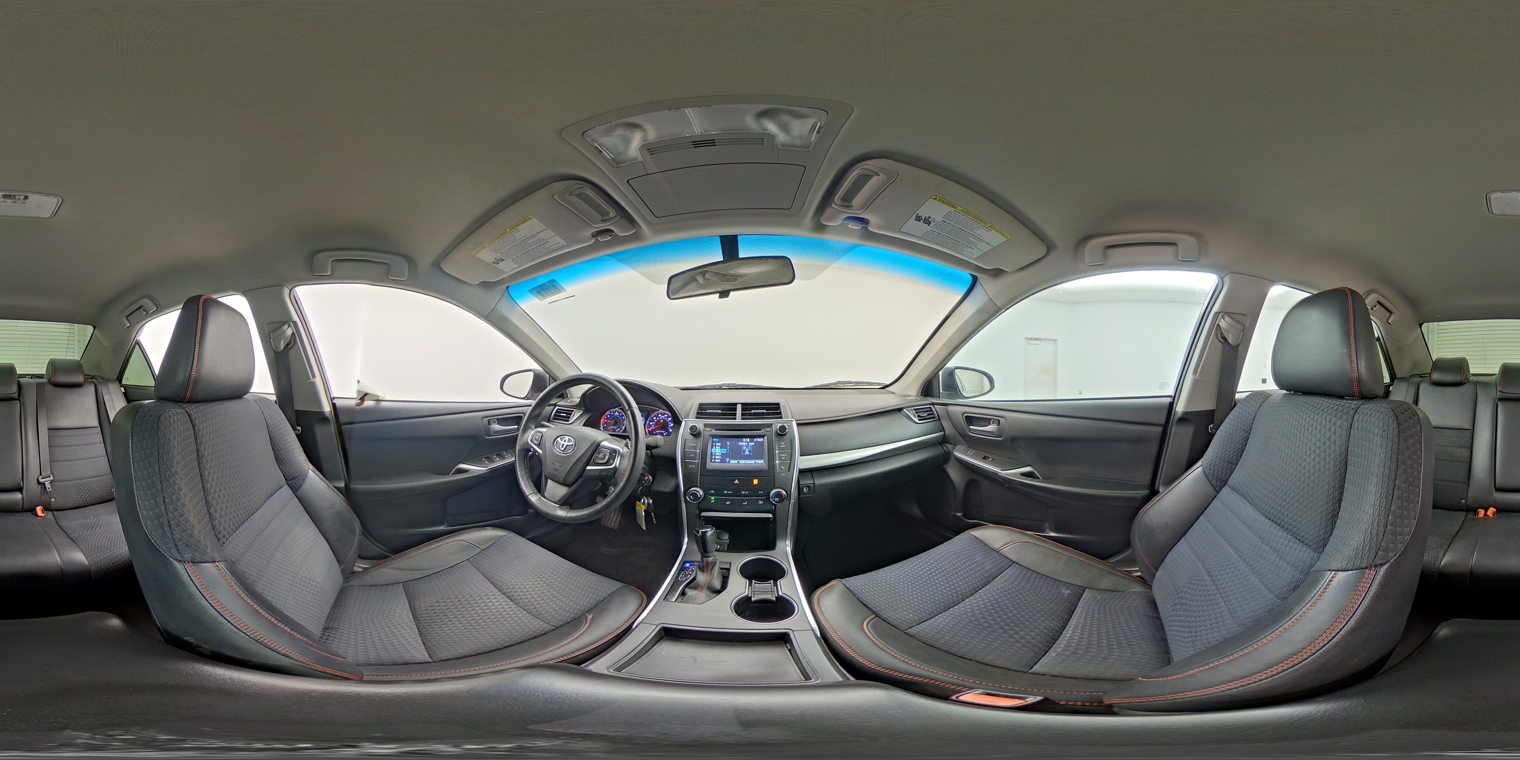 2015 Toyota Camry SE - Photo 24