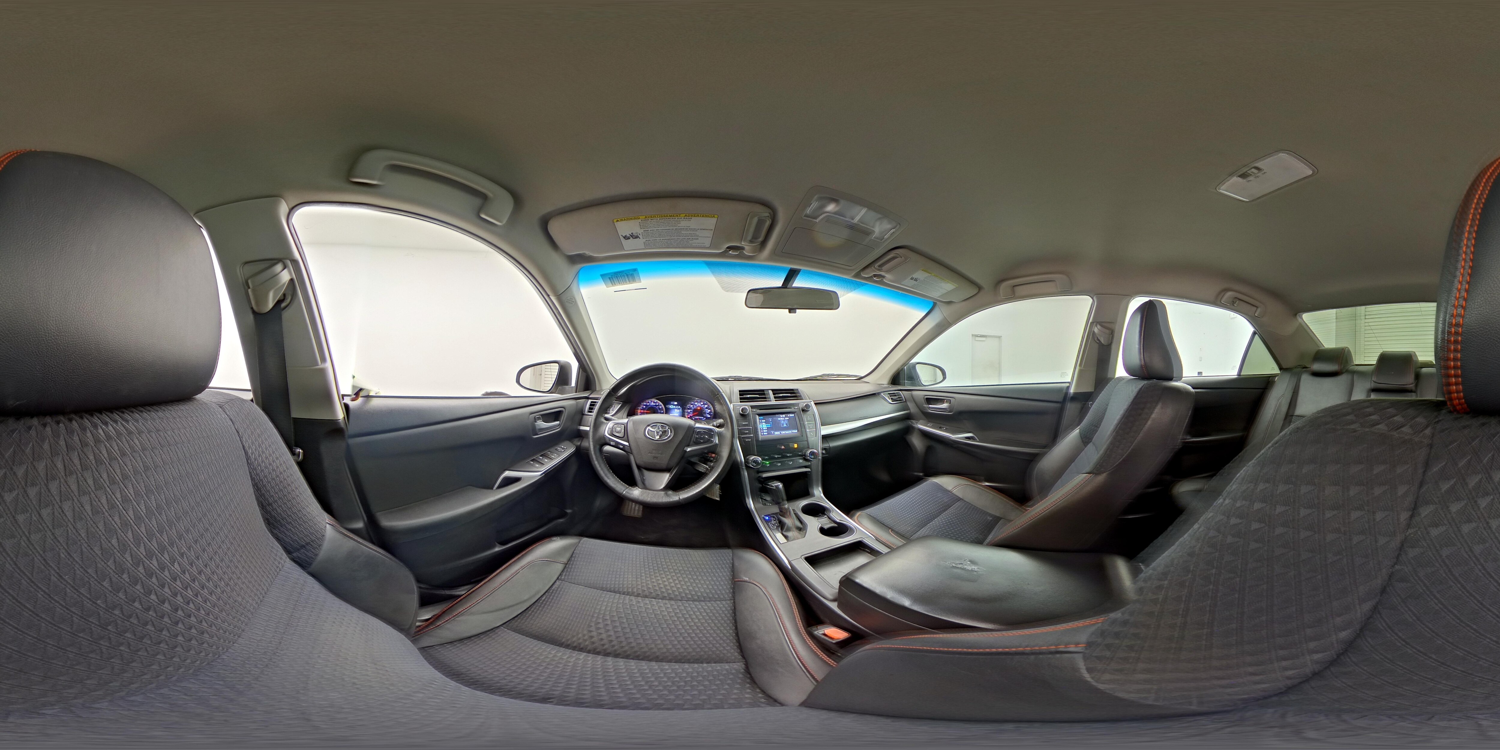 2015 Toyota Camry SE - Photo 26