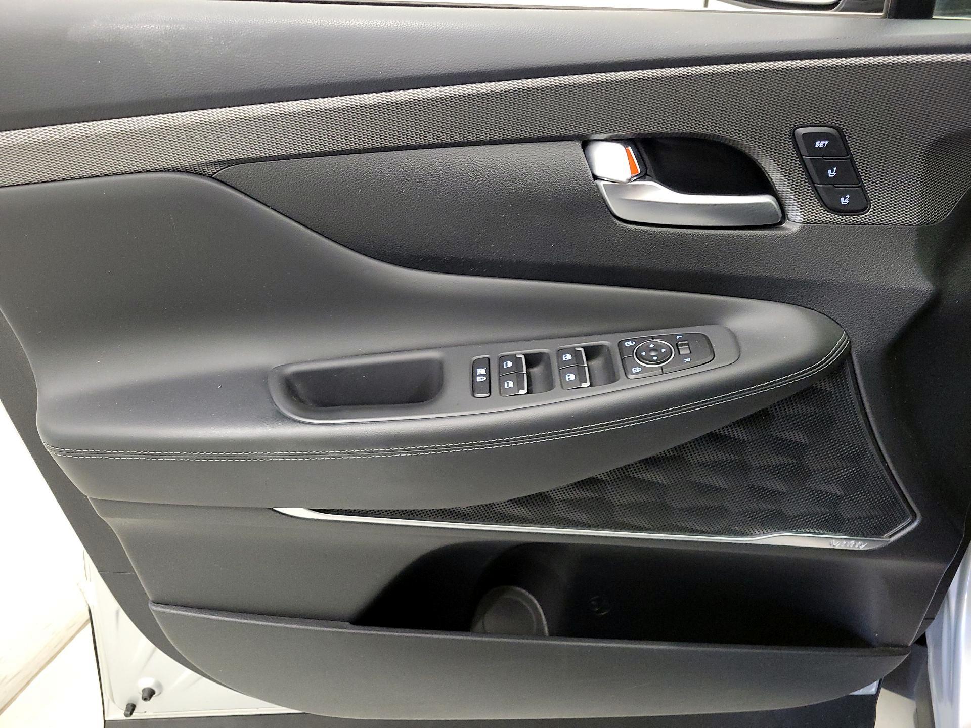 Thumbnail: 2020 Hyundai Santa Fe - 12
