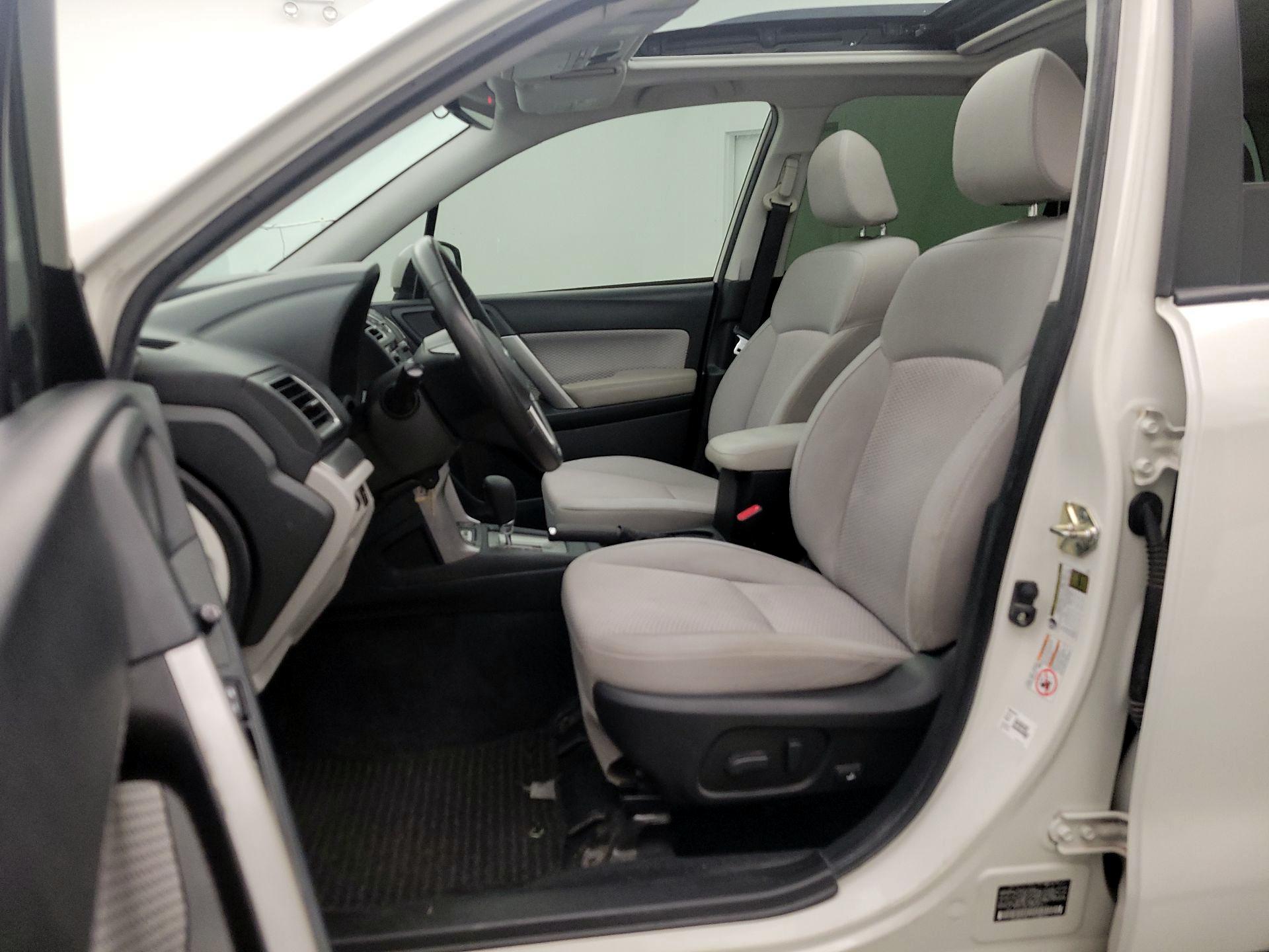 Thumbnail: 2017 Subaru Forester - 11