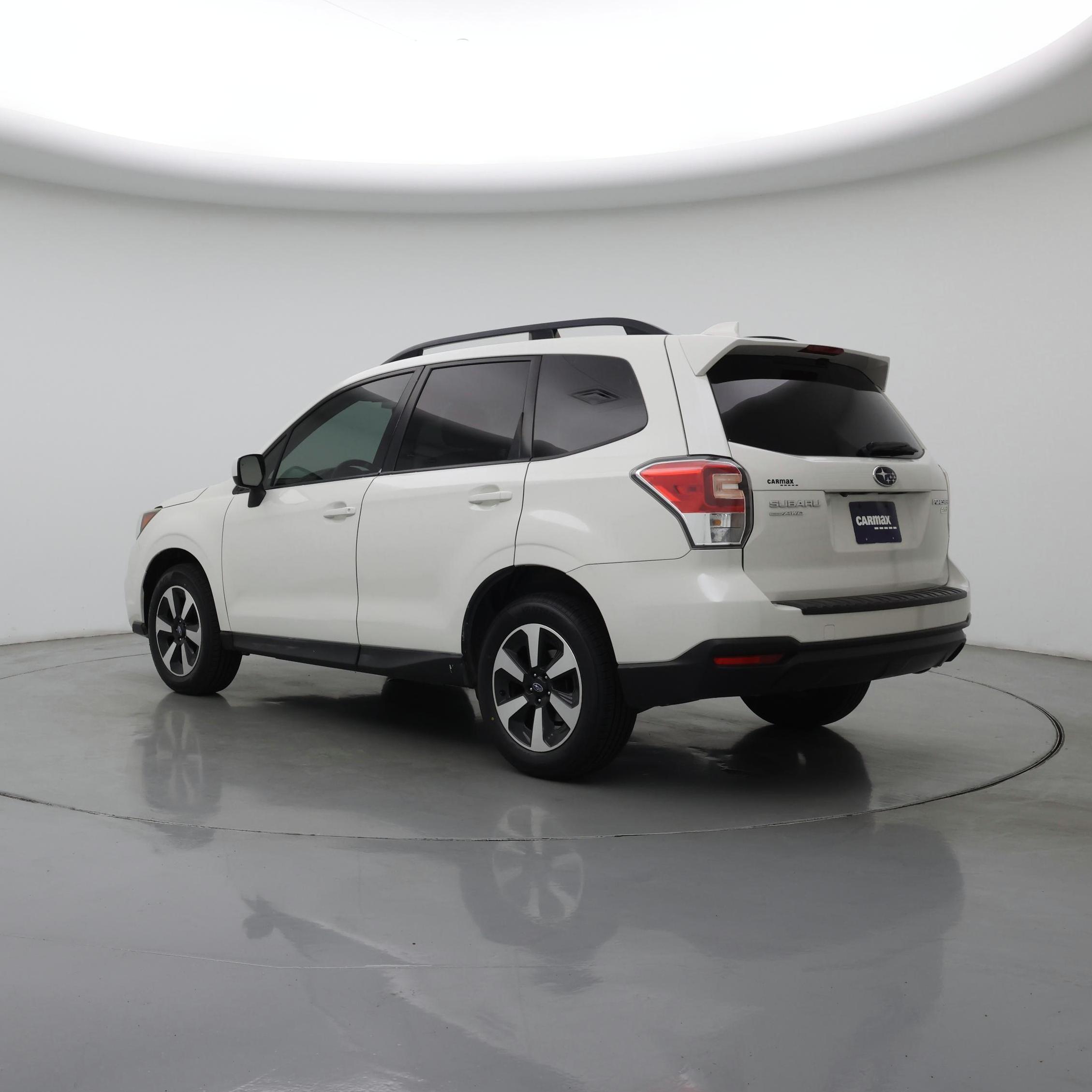 Thumbnail: 2017 Subaru Forester - 2