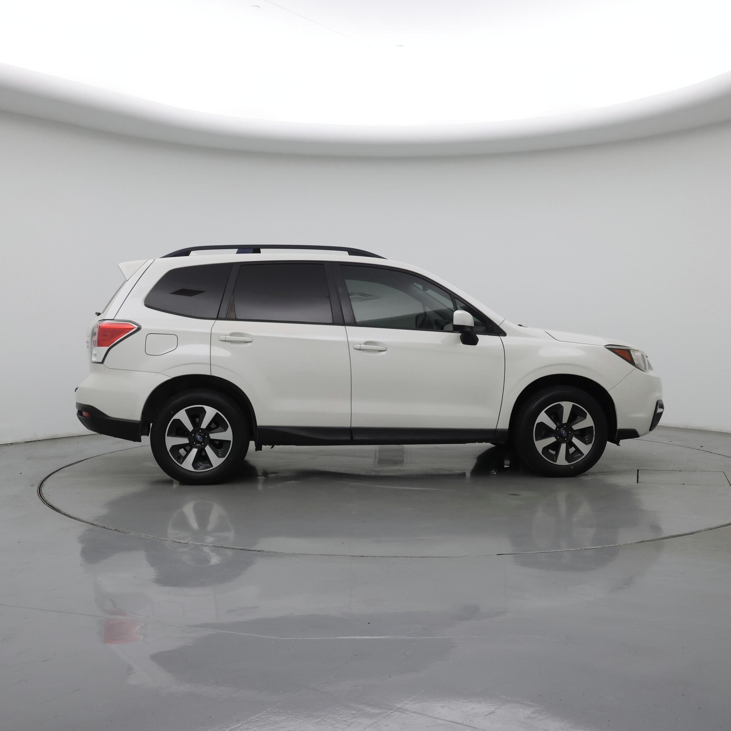 Thumbnail: 2017 Subaru Forester - 7