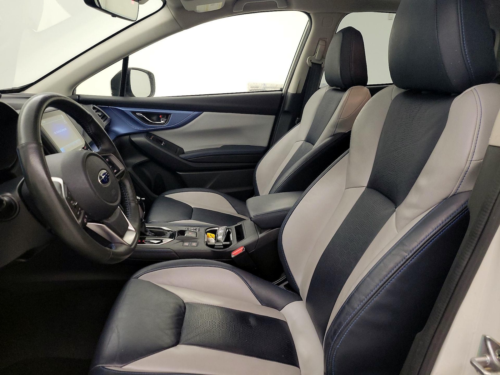 Power Seat(s) & Leather Seats