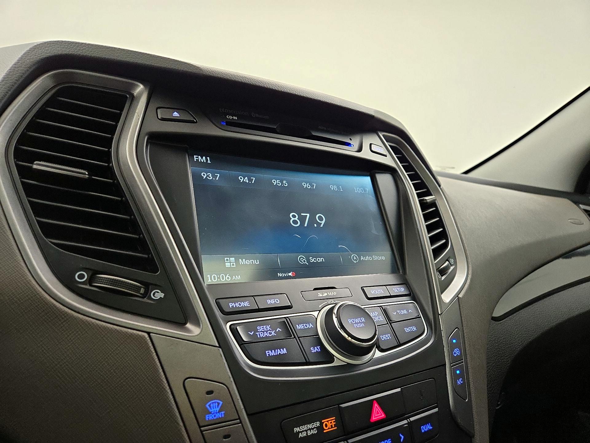Thumbnail: 2014 Hyundai Santa Fe - 16