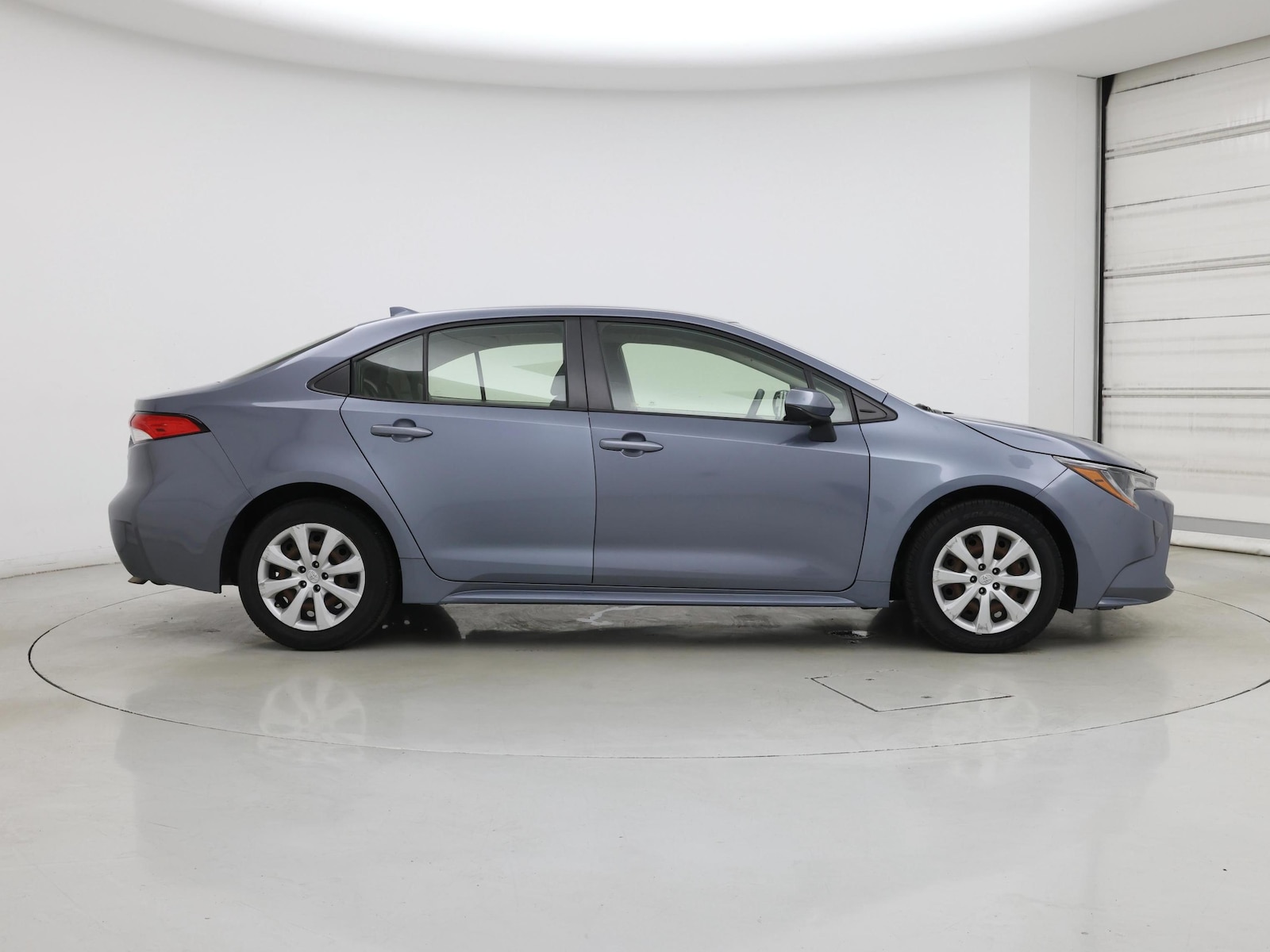 2020 Toyota Corolla LE - Photo 8