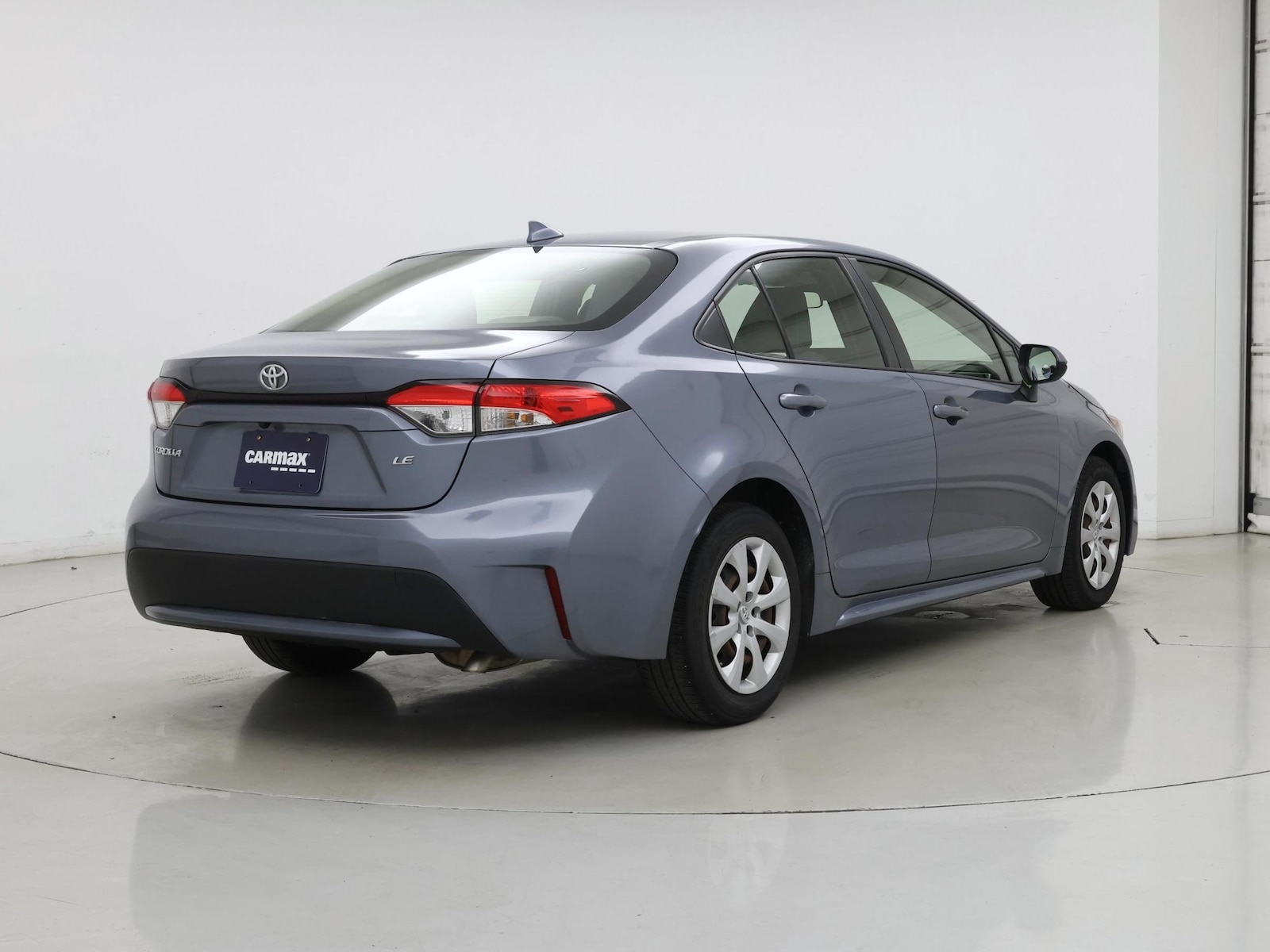 2020 Toyota Corolla LE - Photo 9