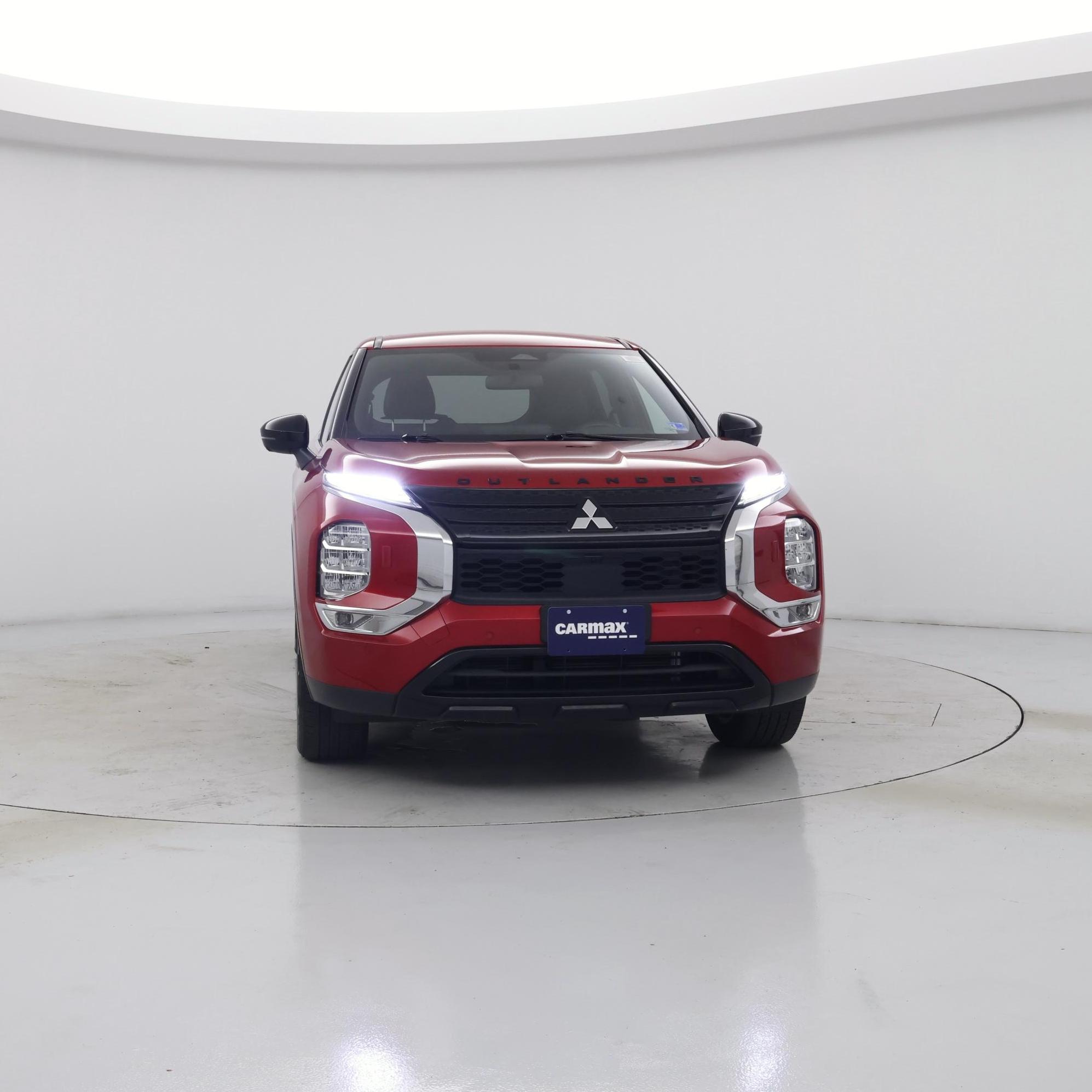 Thumbnail: 2023 Mitsubishi Outlander - 5
