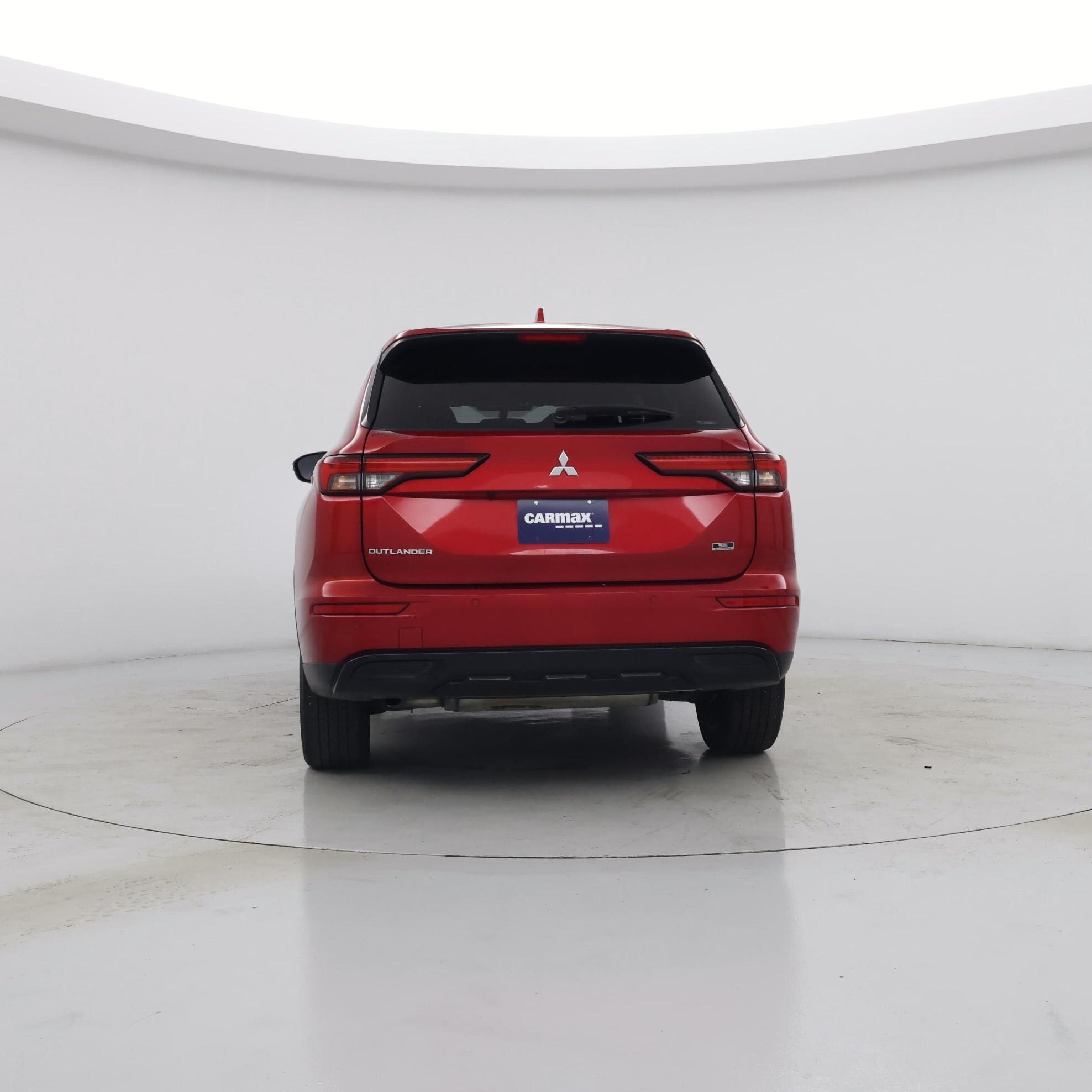 Thumbnail: 2023 Mitsubishi Outlander - 6