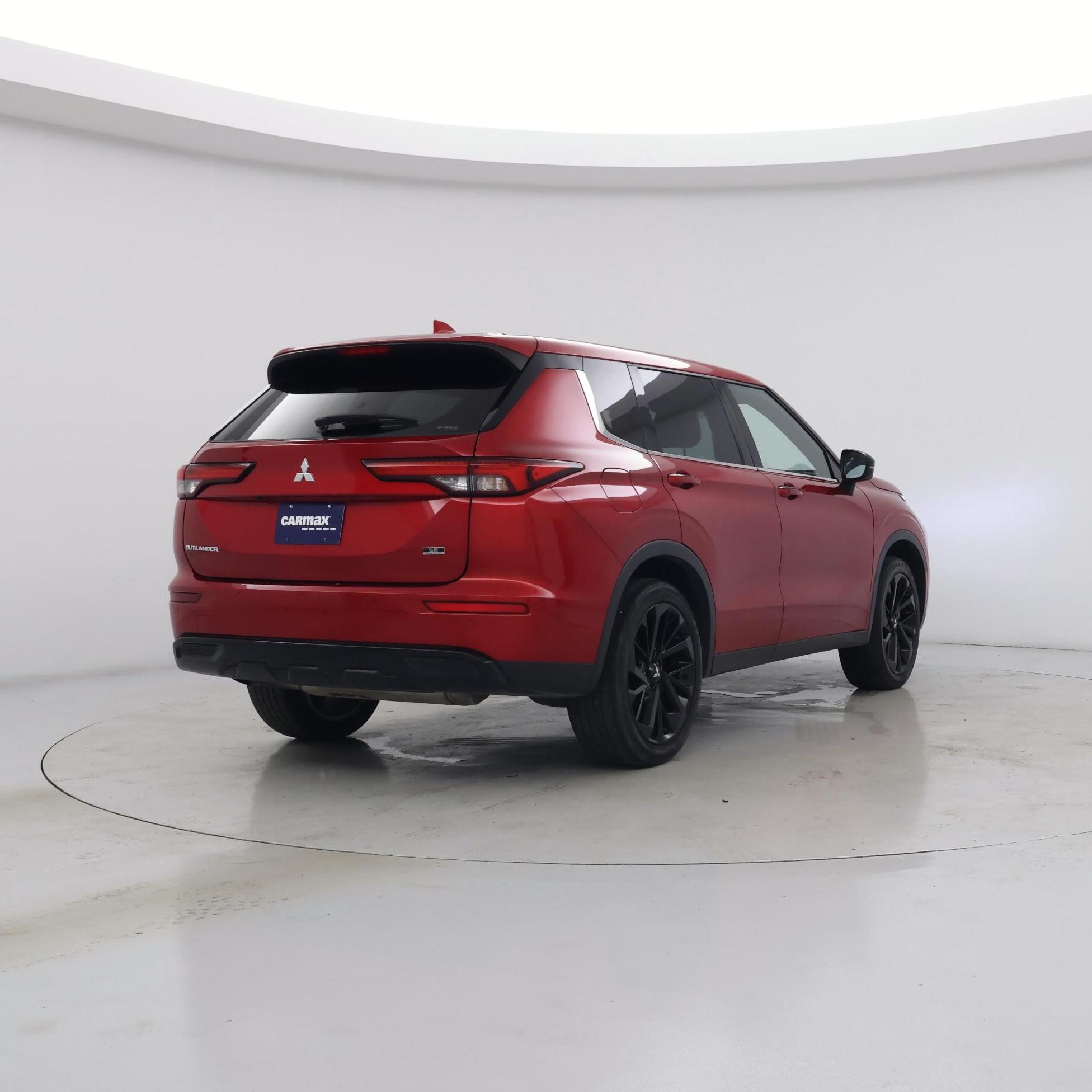 Thumbnail: 2023 Mitsubishi Outlander - 8
