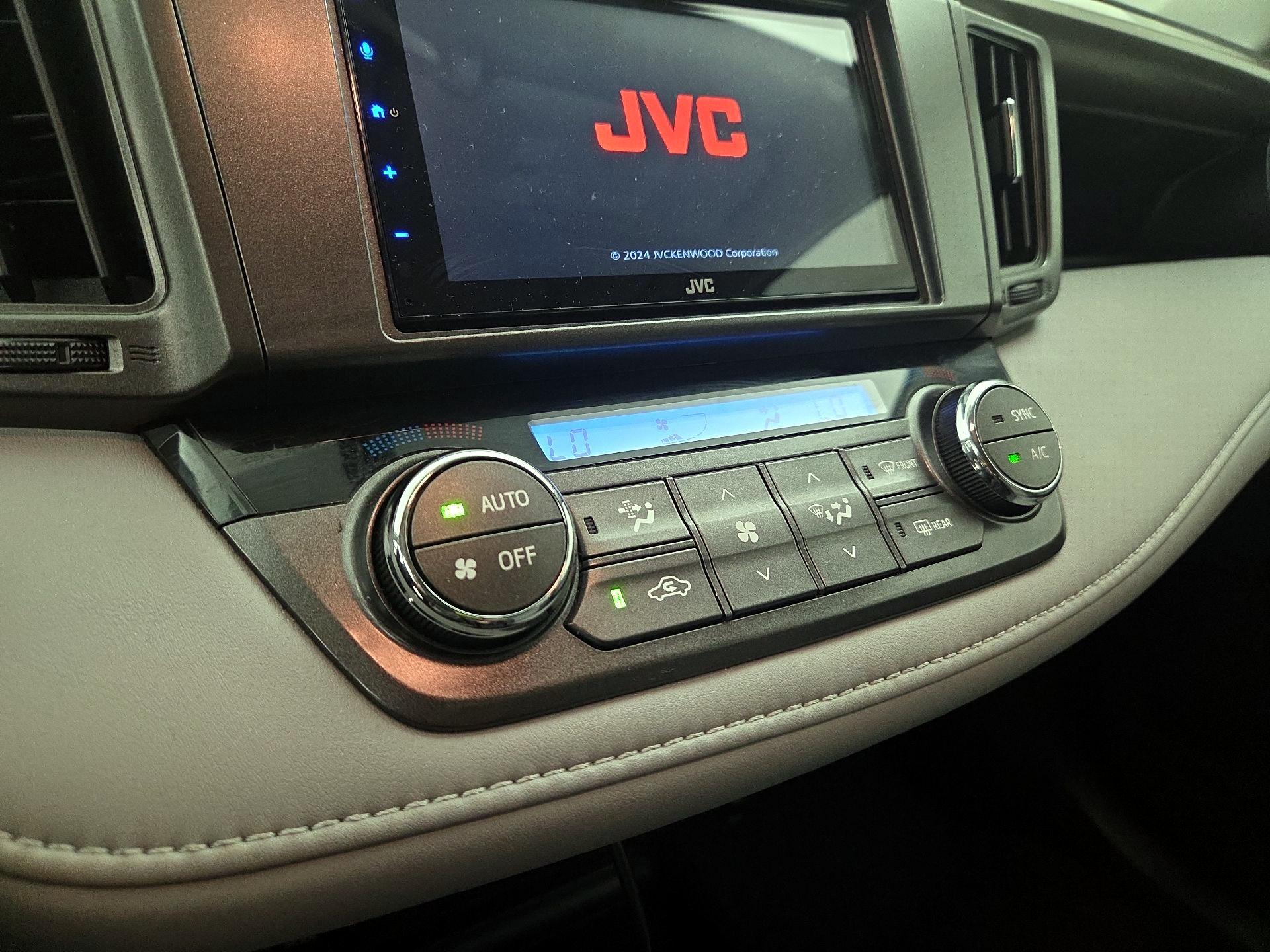 Thumbnail: 2014 Toyota RAV4 - 14