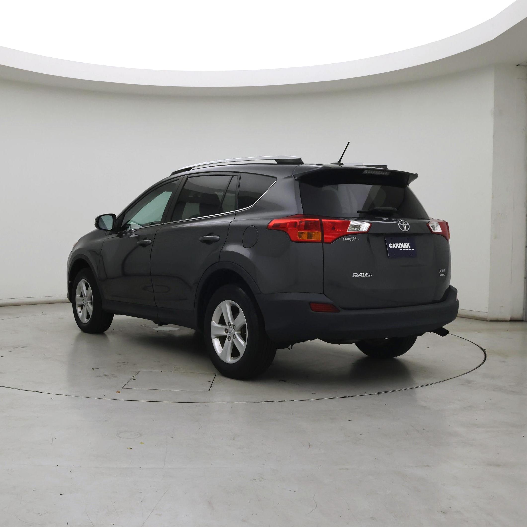 Thumbnail: 2014 Toyota RAV4 - 2