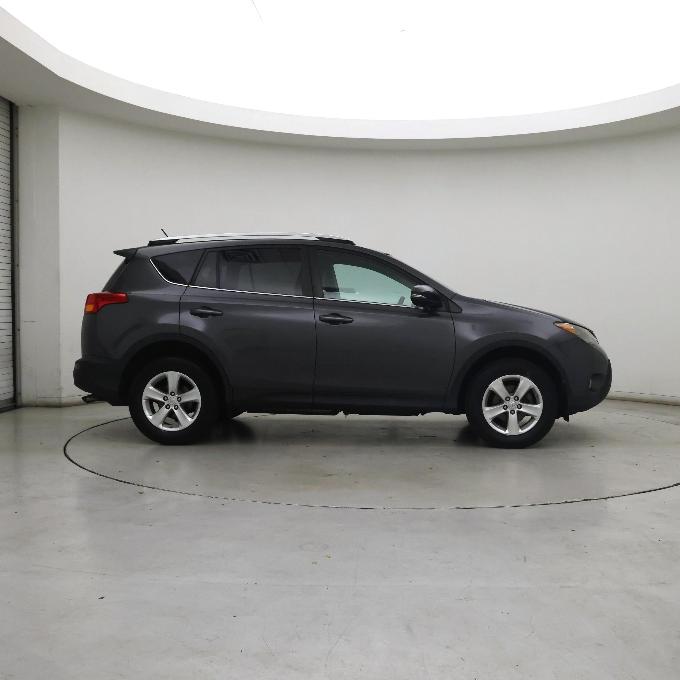 Thumbnail: 2014 Toyota RAV4 - 7