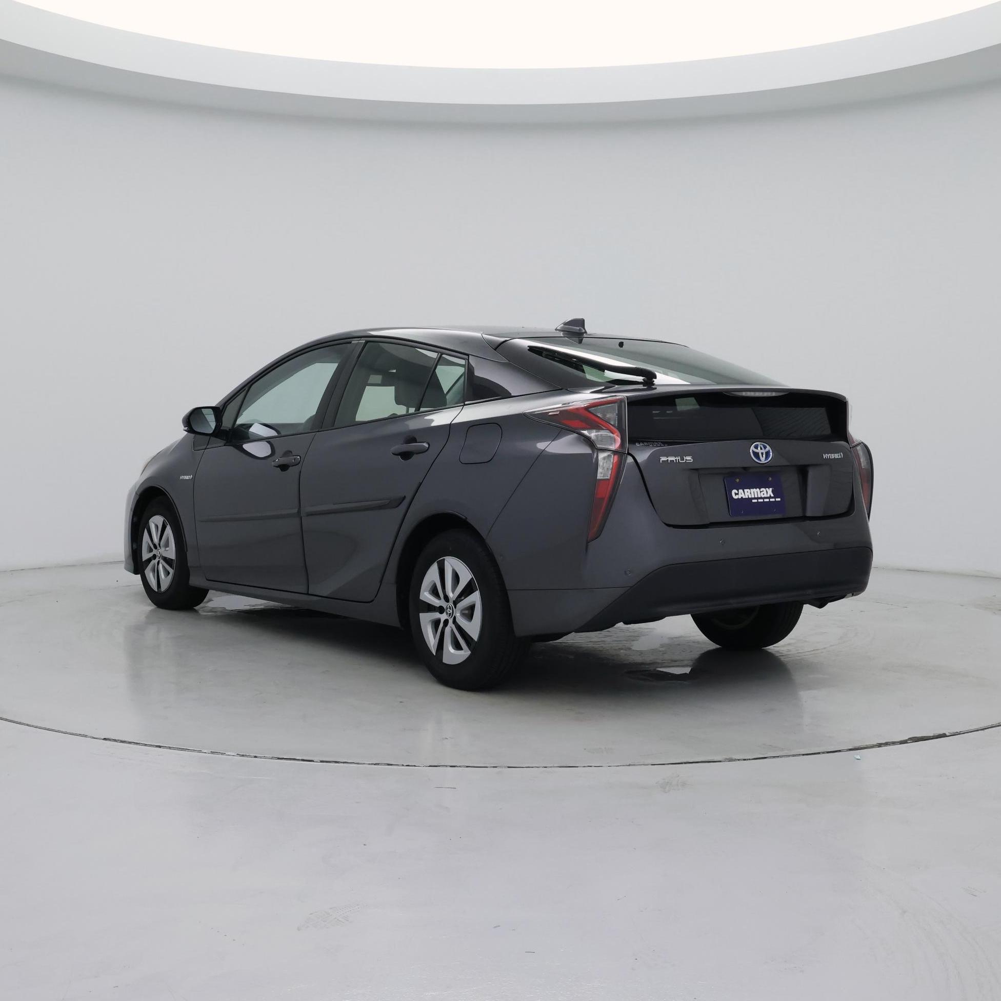 Thumbnail: 2017 Toyota Prius - 2