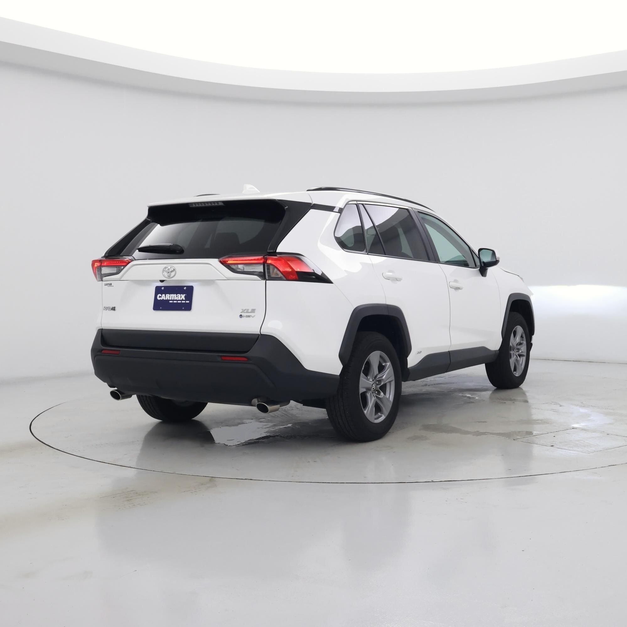 Thumbnail: 2025 Toyota RAV4 - 8