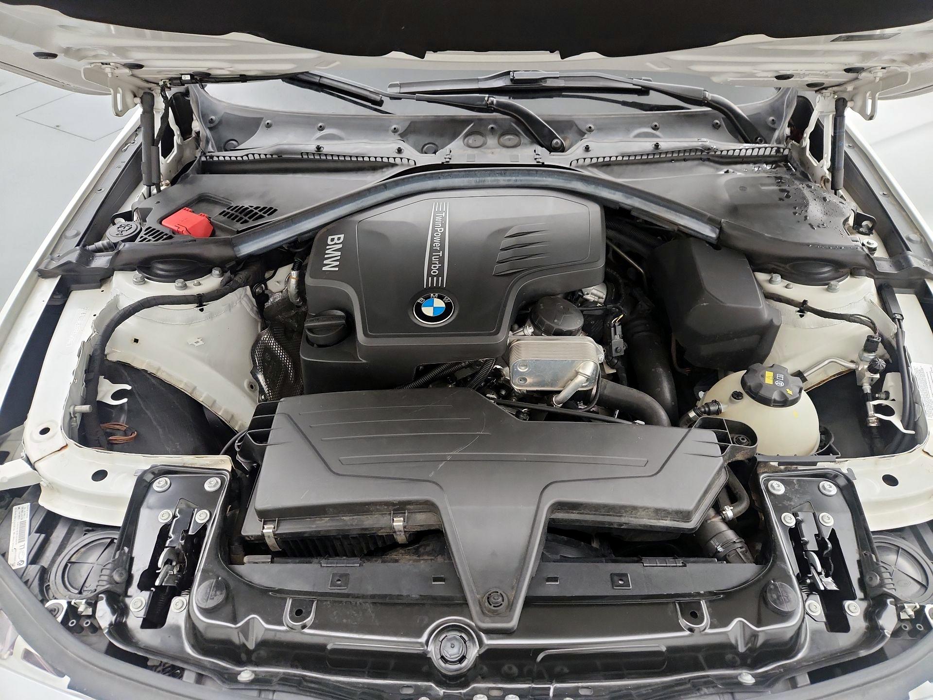 Thumbnail: 2015 BMW 3 Series - 20