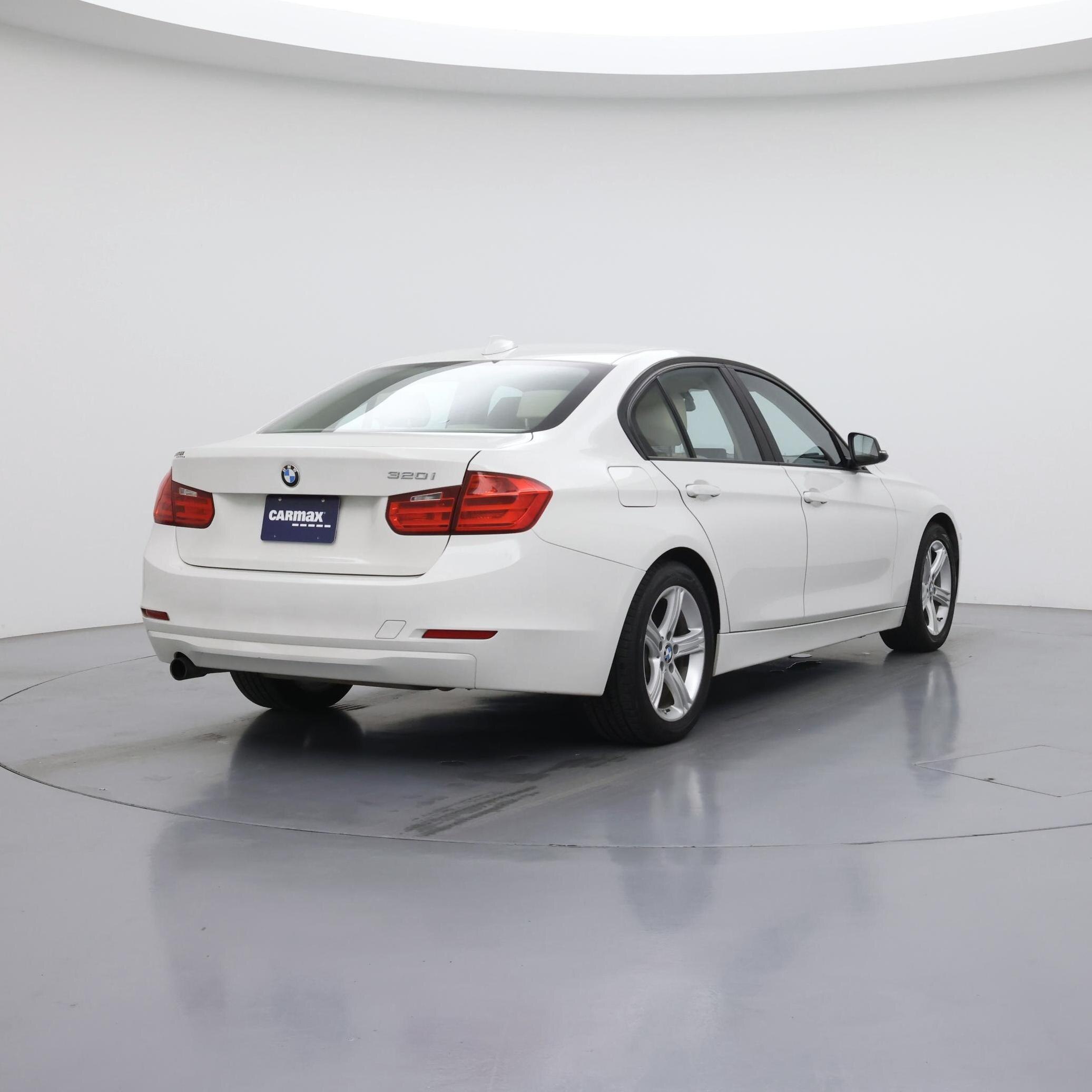 Thumbnail: 2015 BMW 3 Series - 8