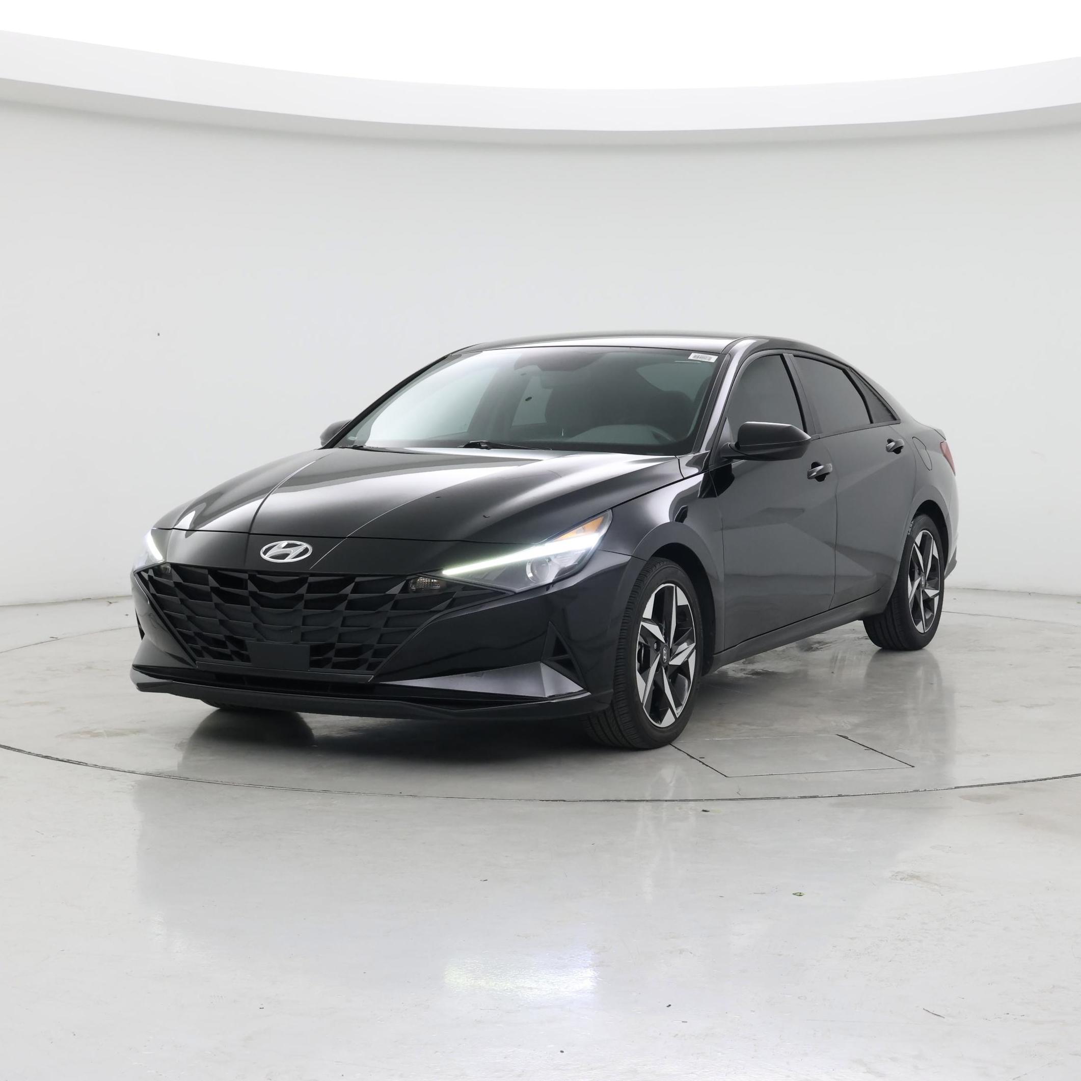 Thumbnail: 2023 Hyundai Elantra - 4