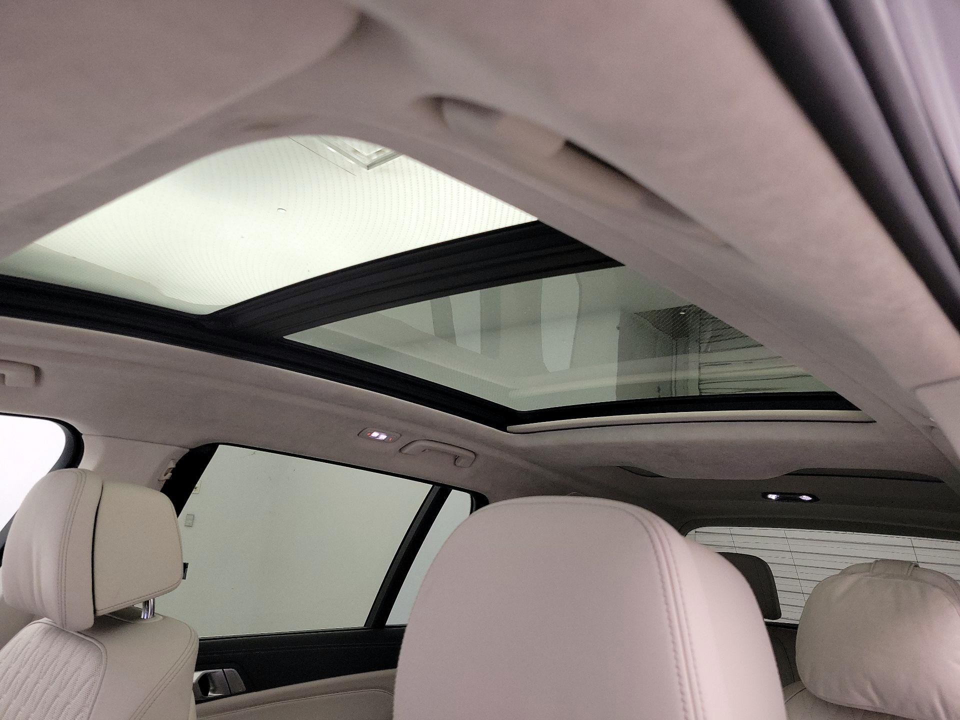 Thumbnail: 2025 BMW X7 - 20