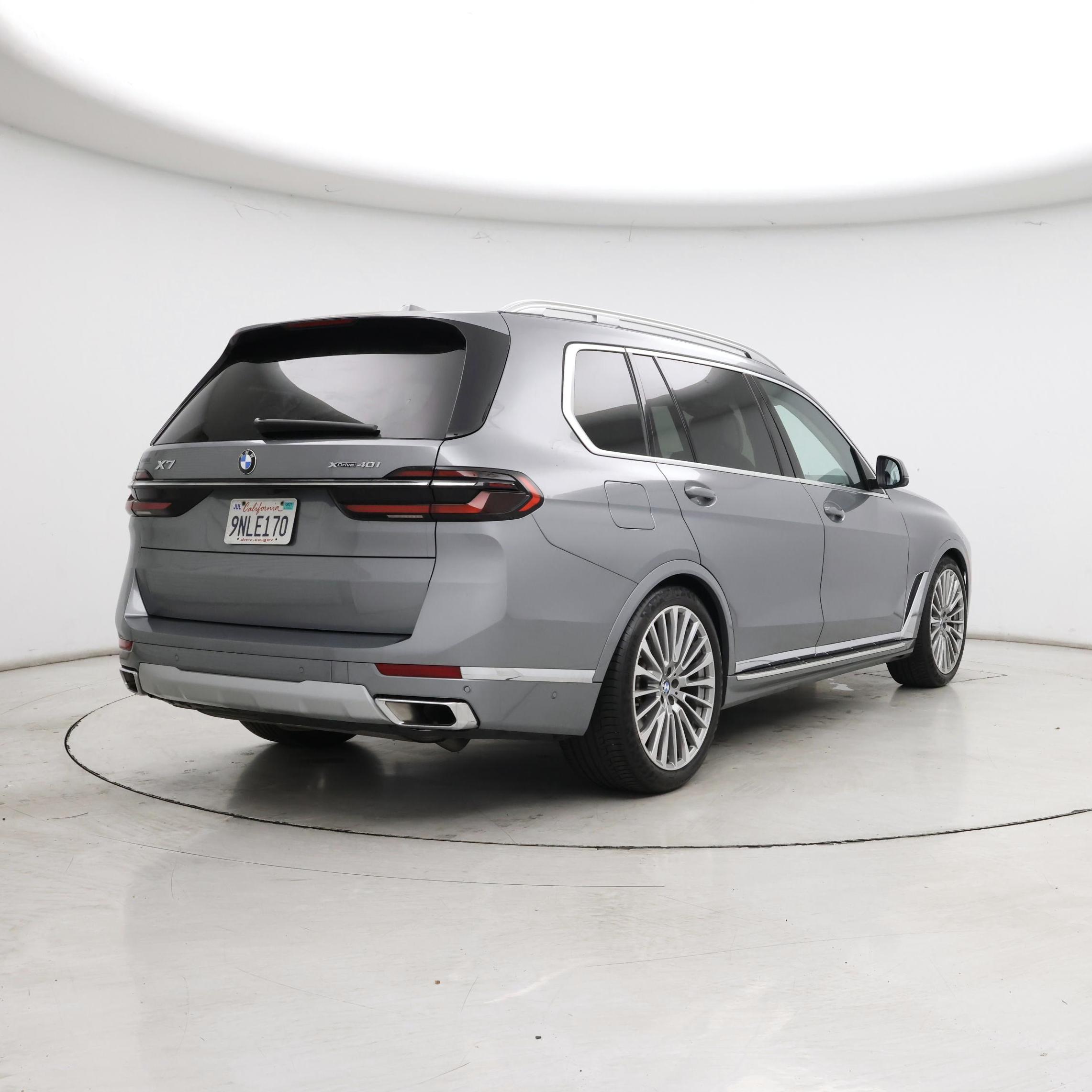 Thumbnail: 2025 BMW X7 - 8