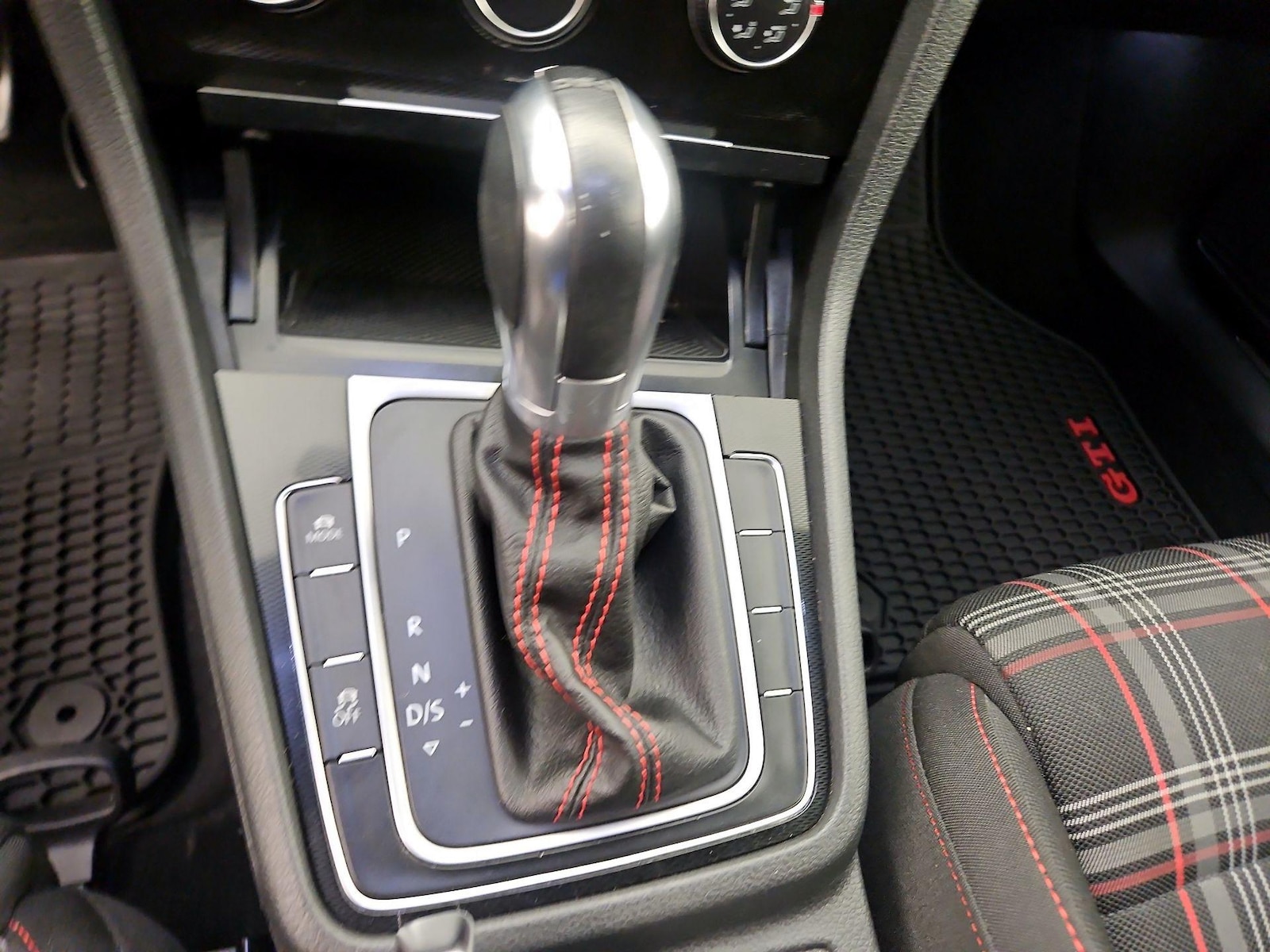 2017 Volkswagen Golf GTI S - Photo 18