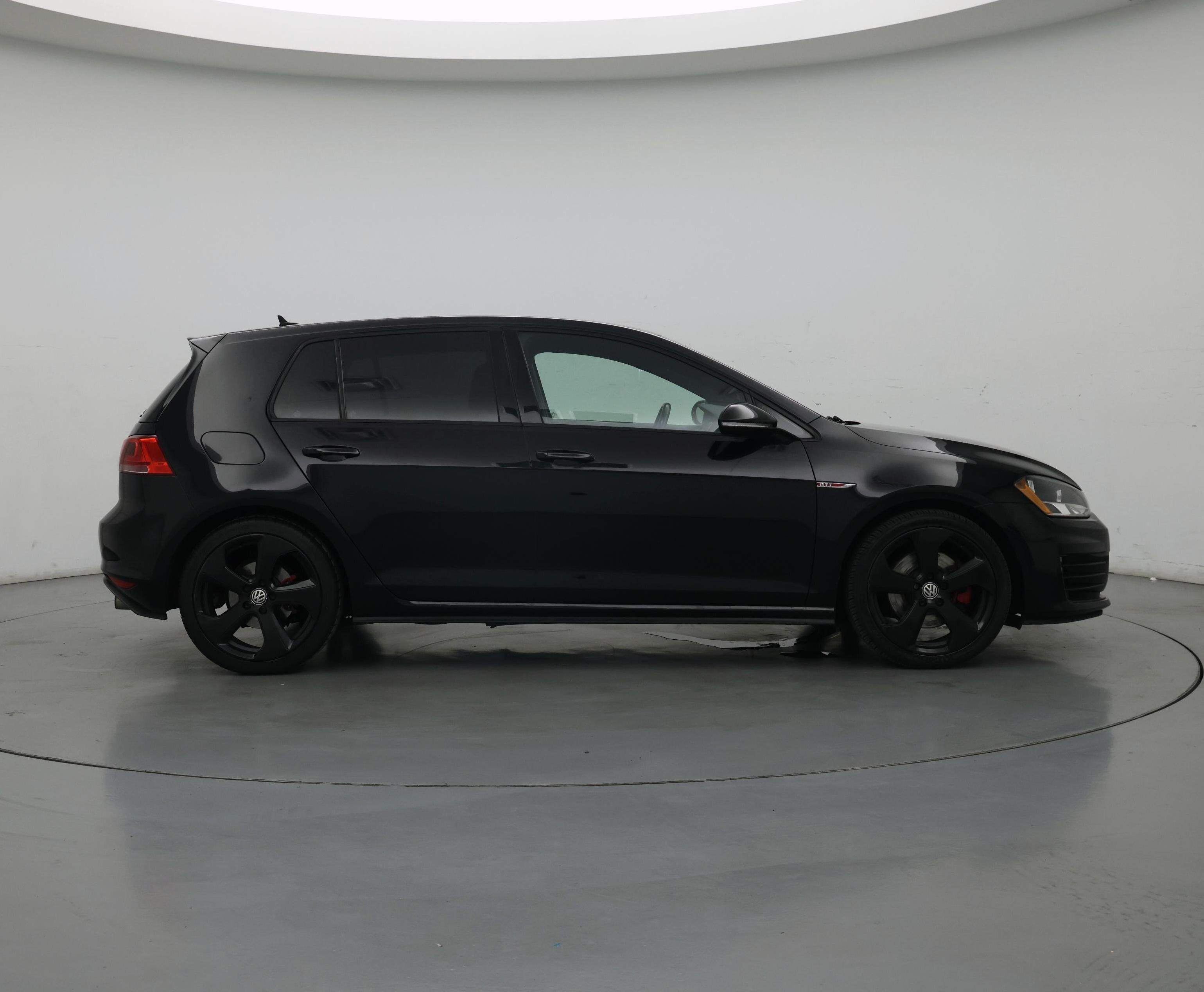 Thumbnail: 2017 Volkswagen Golf - 7