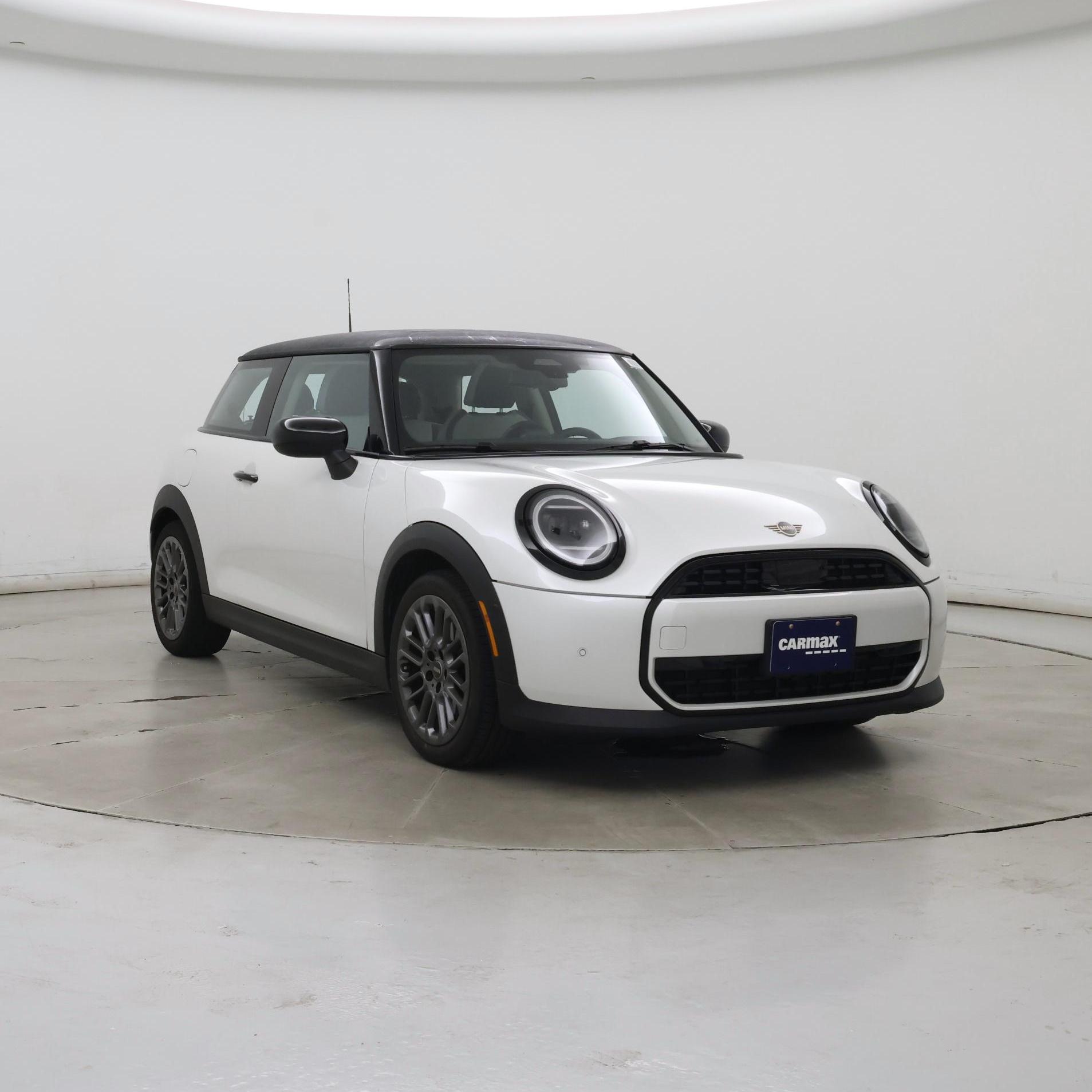 White 2025 MINI Cooper Hatchback  Automatic