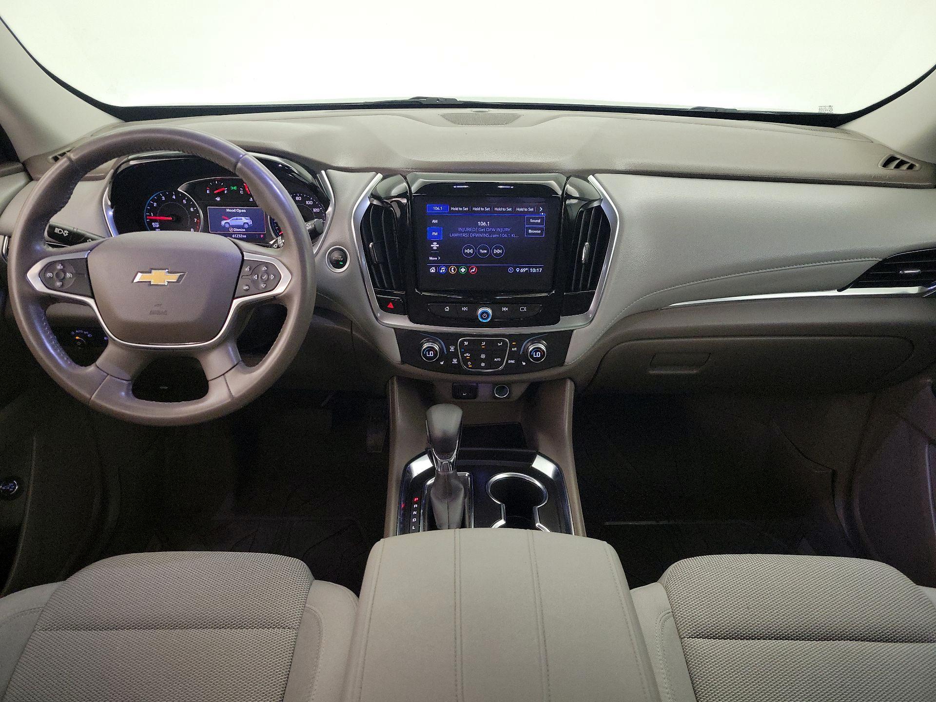 Thumbnail: 2021 Chevrolet Traverse - 9