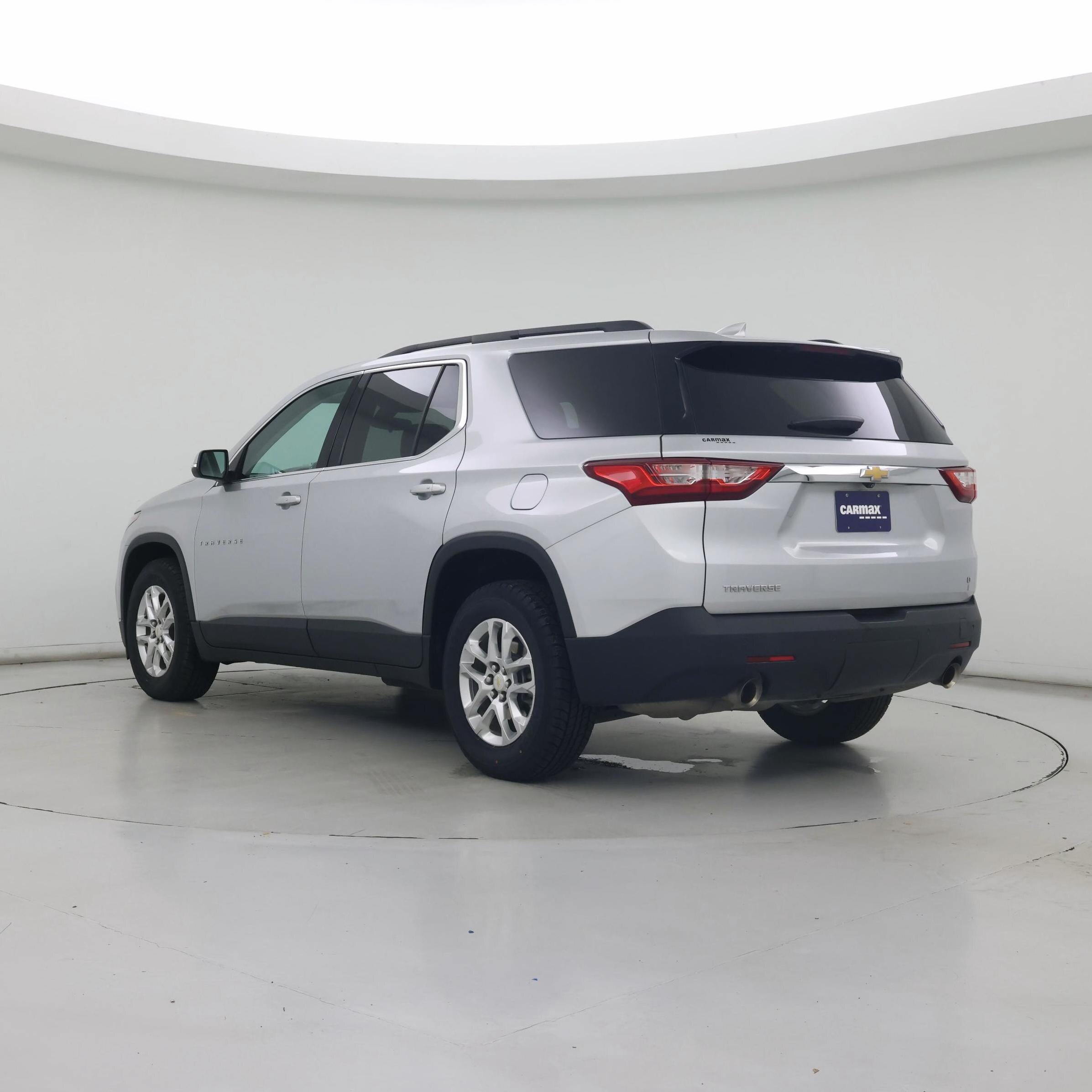 Thumbnail: 2021 Chevrolet Traverse - 2