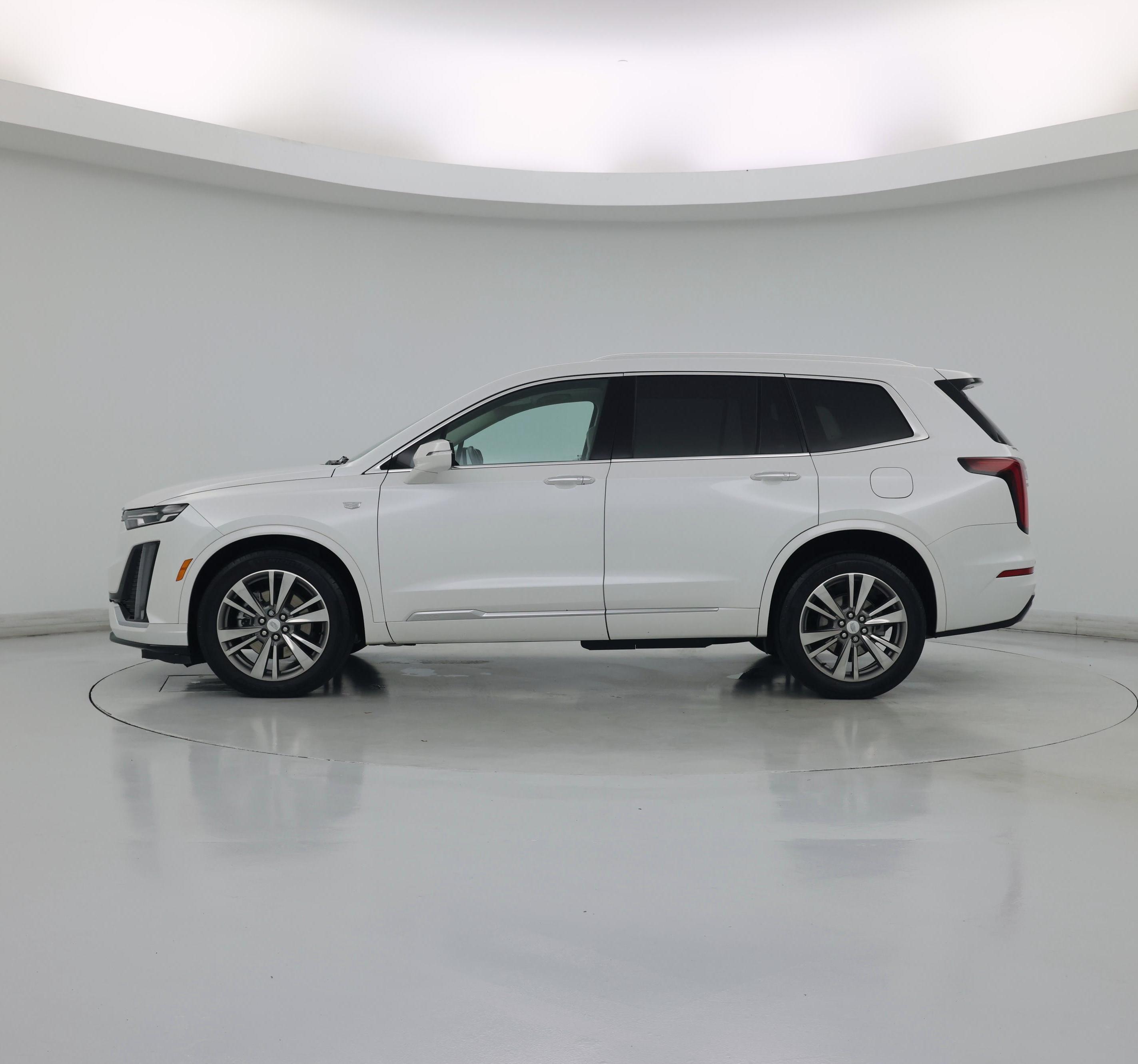 Thumbnail: 2021 Cadillac XT6 - 3