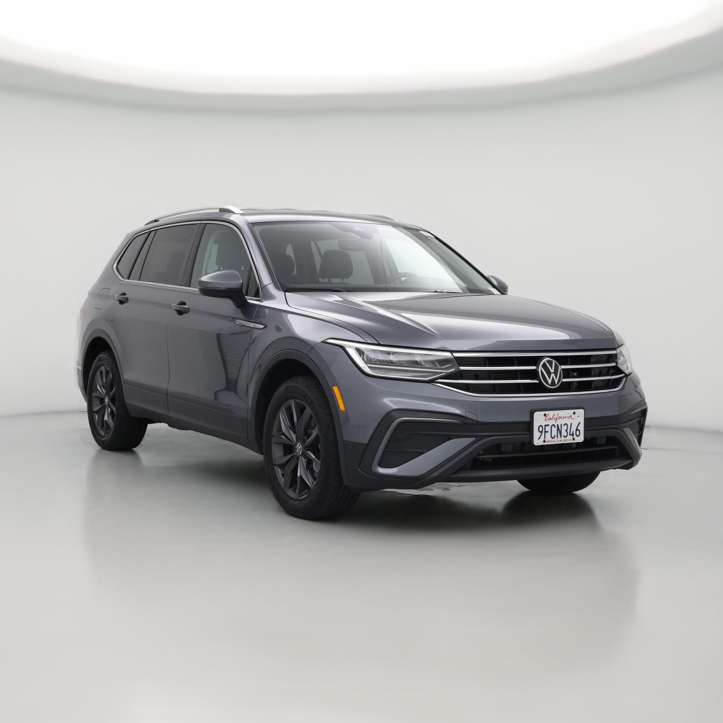 Thumbnail: 2023 Volkswagen Tiguan - 1