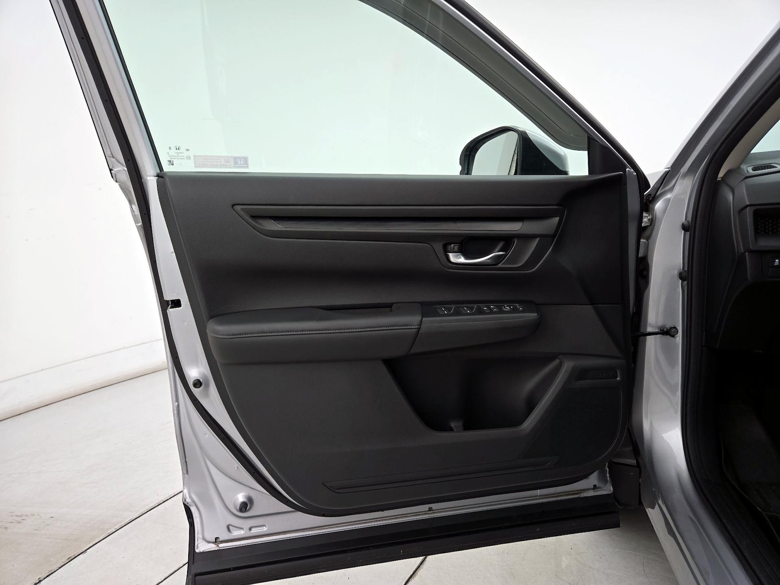 2024 Honda CR-V LX - Photo 13