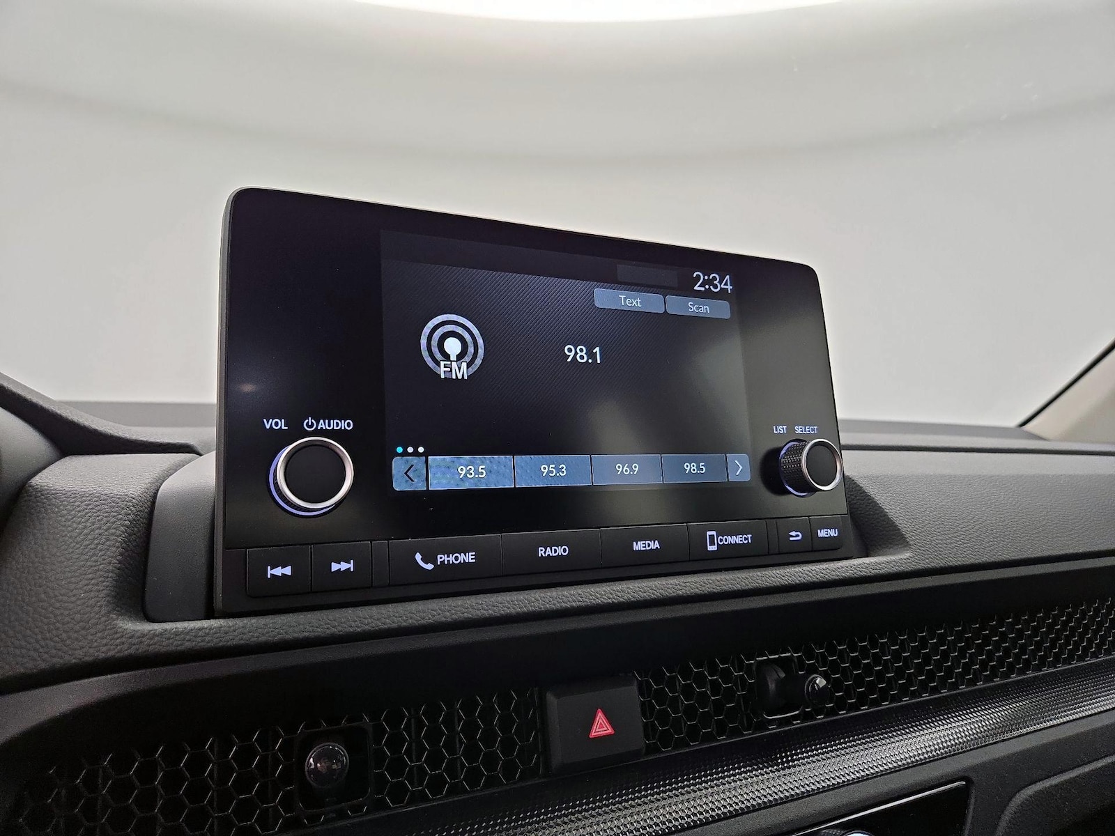 2024 Honda CR-V LX - Photo 16
