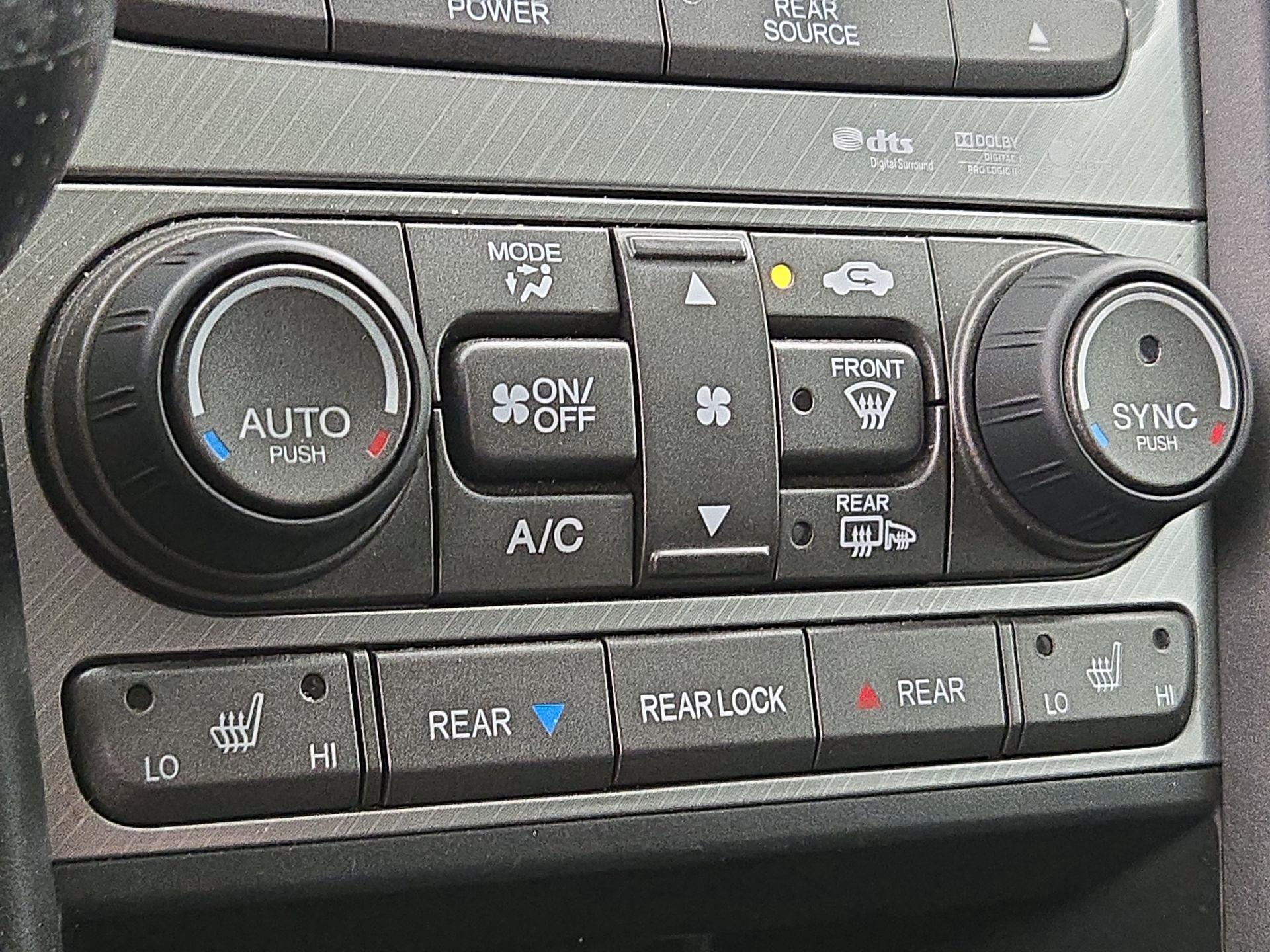 Thumbnail: 2014 Honda Pilot - 16