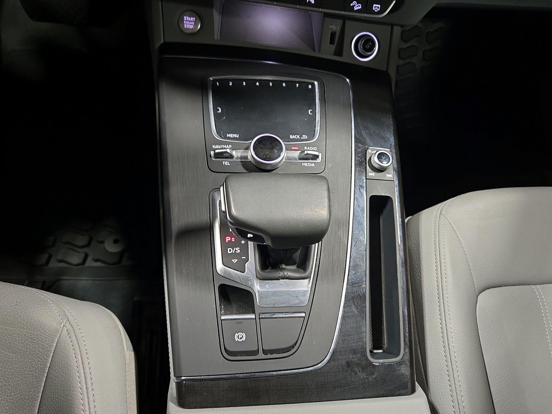 Thumbnail: 2019 Audi Q5 - 16