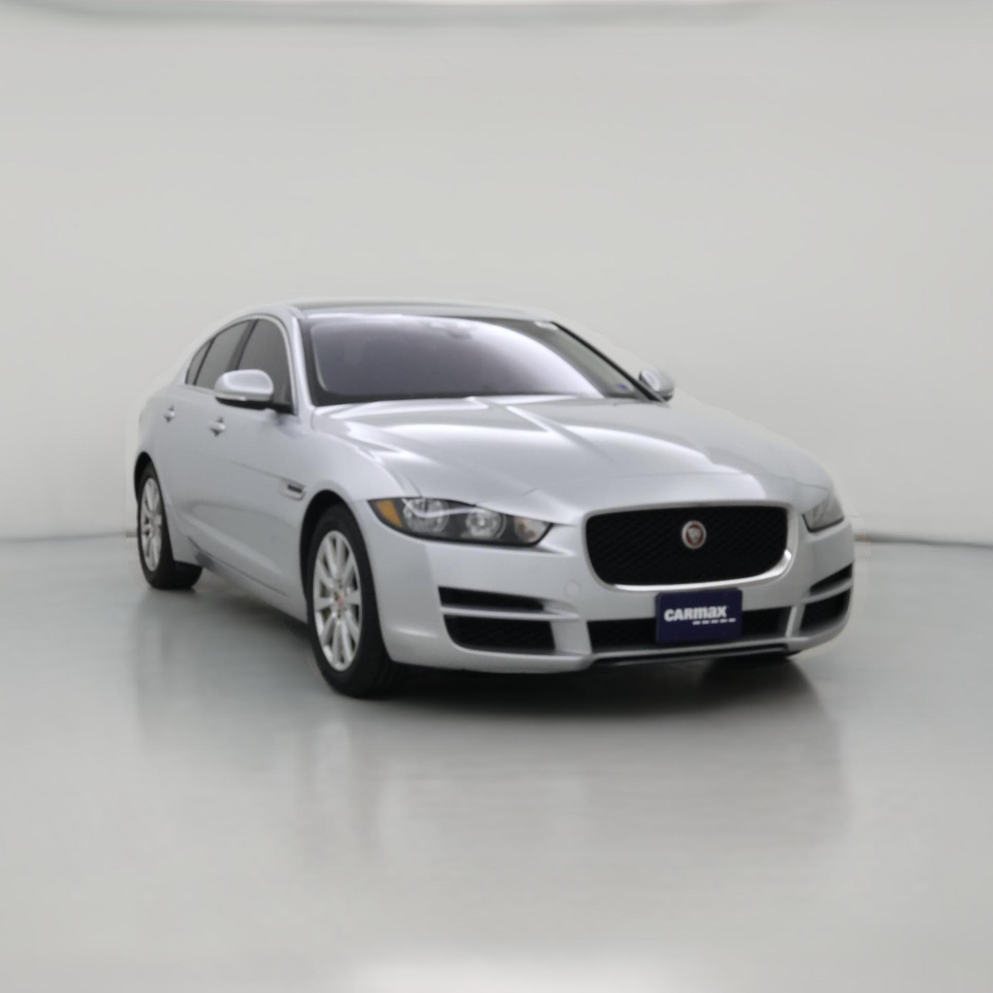 Thumbnail: 2019 Jaguar XE - 1