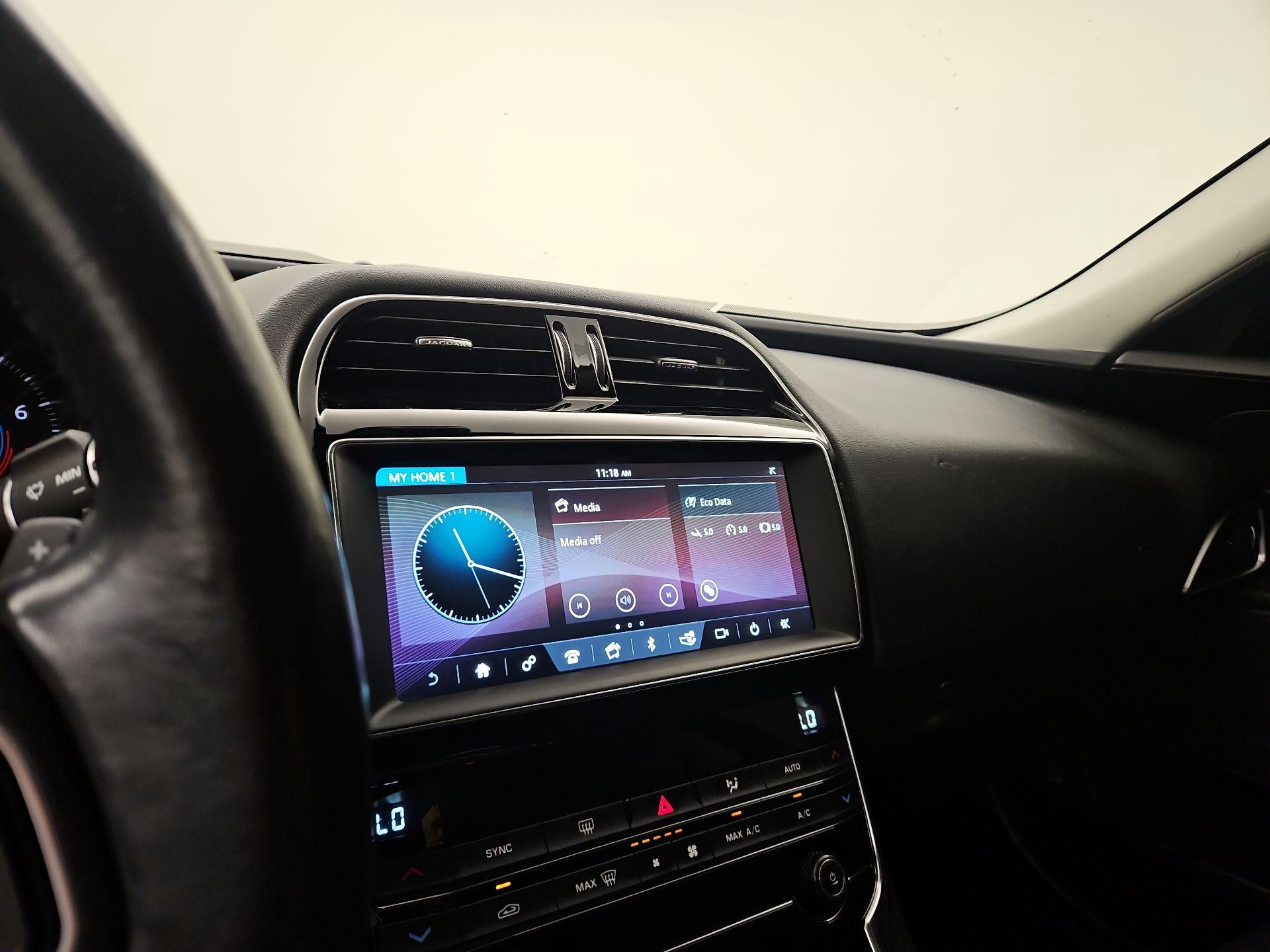 Thumbnail: 2019 Jaguar XE - 15