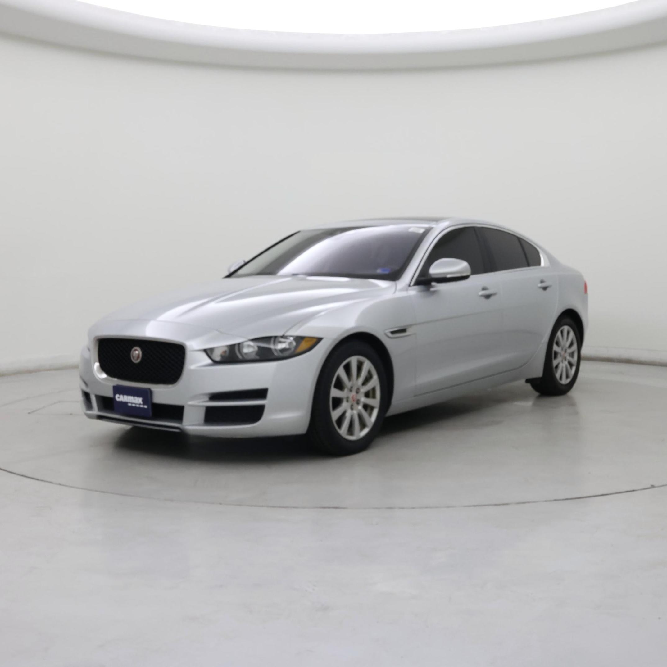 Thumbnail: 2019 Jaguar XE - 4