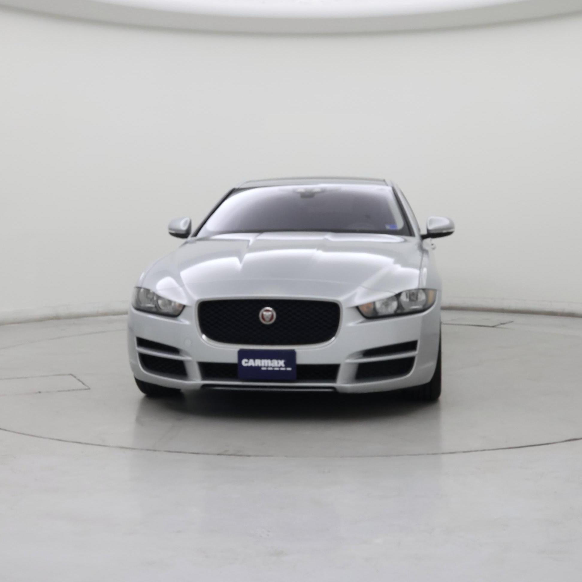 Thumbnail: 2019 Jaguar XE - 5