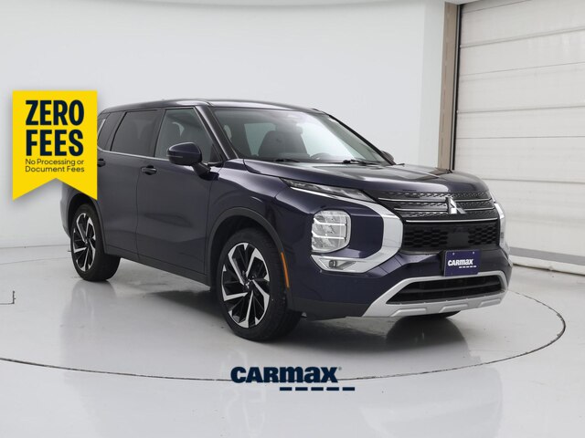 Blue 2023 Mitsubishi Outlander SUV / Crossover Front-Wheel Drive Automatic