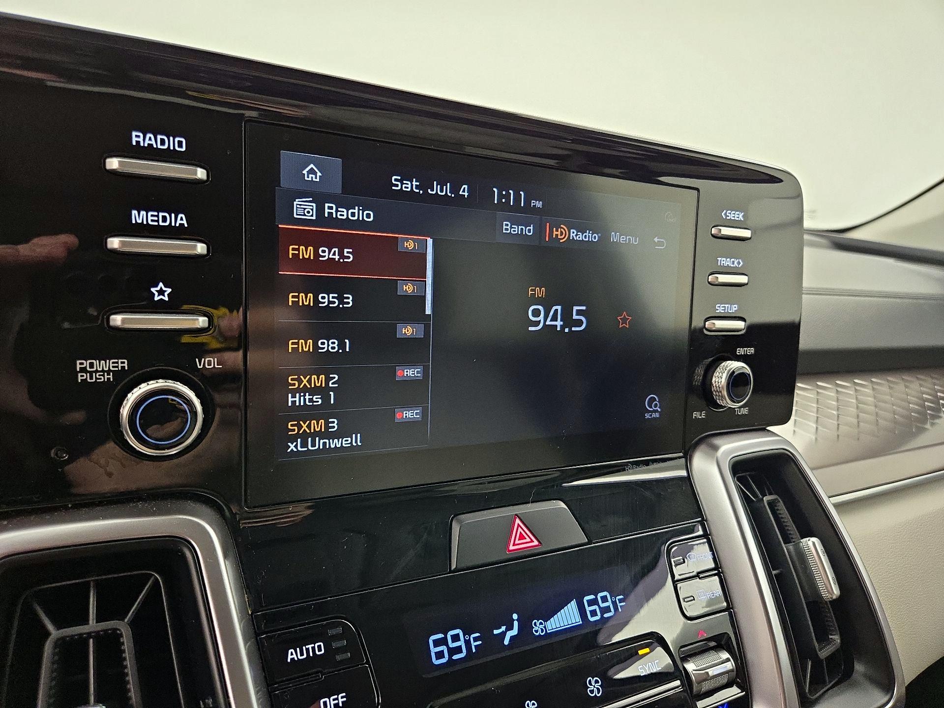 Thumbnail: 2021 Kia Sorento - 15